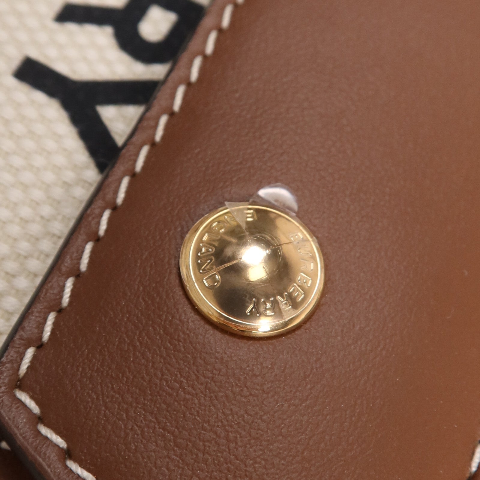 BURBERRY 帆布Freya金扣手挽肩背兩用袋