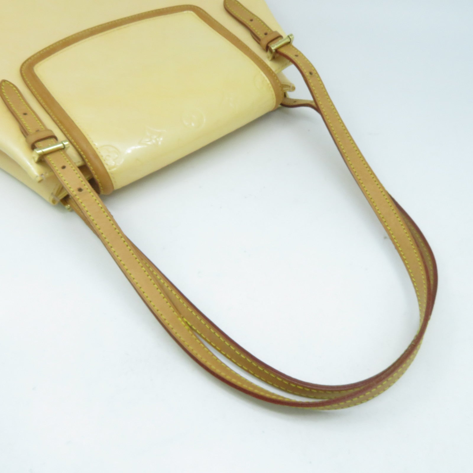 LOUIS VUITTON 【激減優惠】Monogram Vernis Biscayne Bay GM金扣肩背袋米色