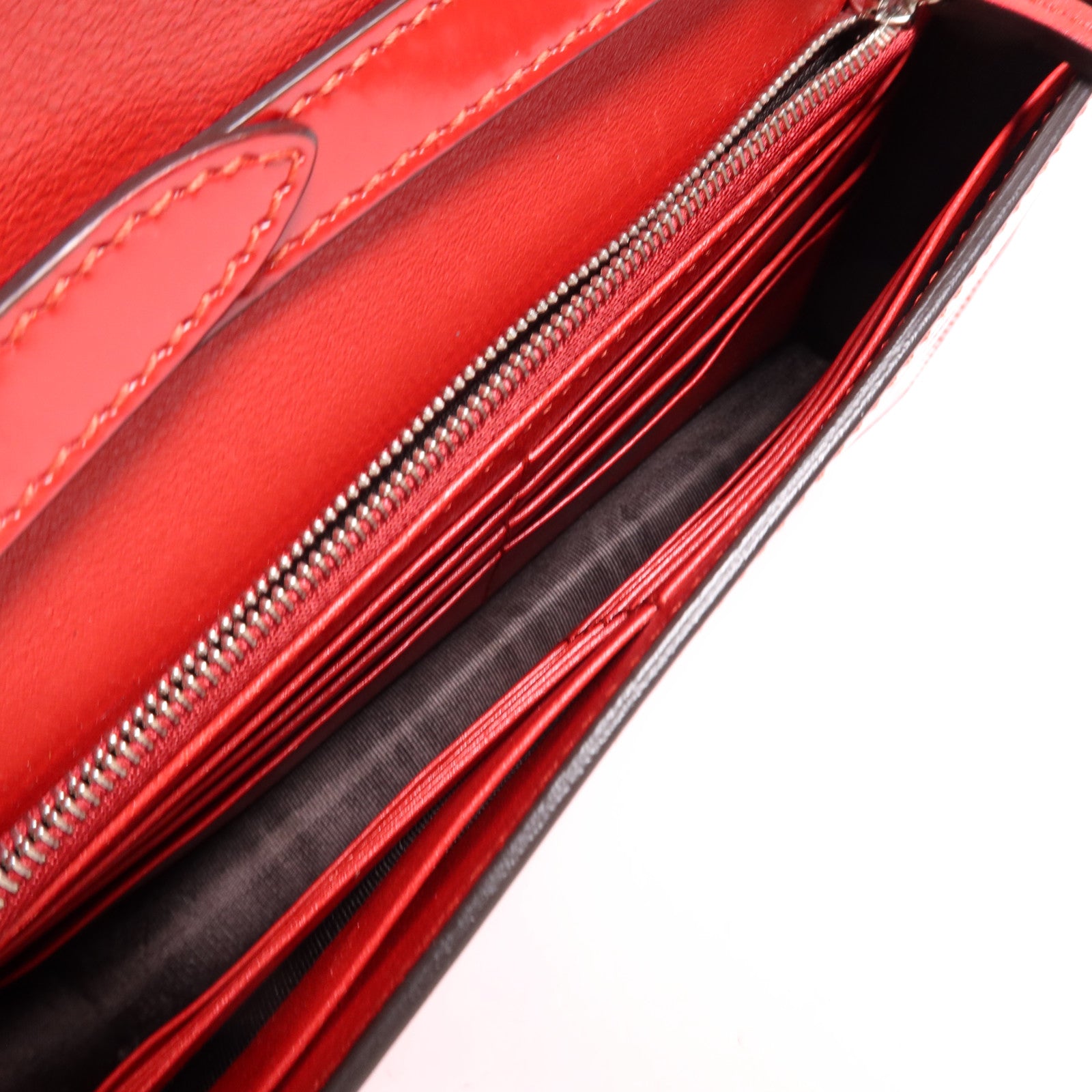 GUCCI 漆皮皮革Wallet On Strap銀扣肩背袋