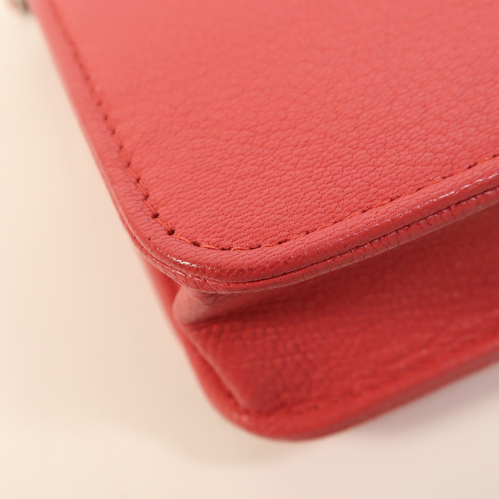 CHANEL 牛皮皮革WOC Wallet On Chain鏈帶肩背袋