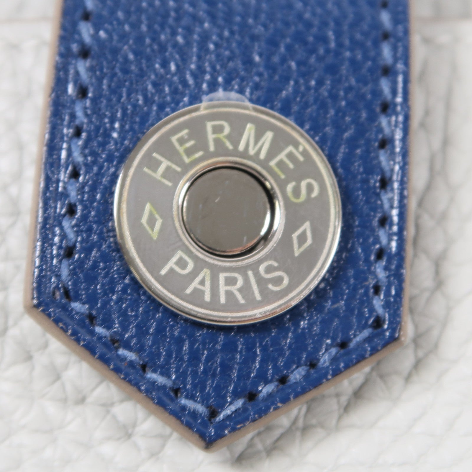 HERMES Clemence皮革Saut 25銀扣肩背袋Gris Perle灰色