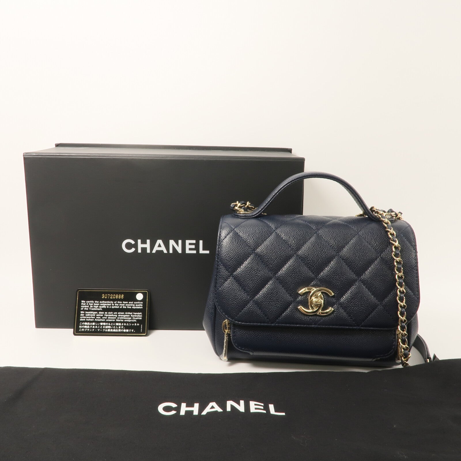 CHANEL 牛皮皮革Bussiness Affinity Small鏈帶手挽肩背兩用袋