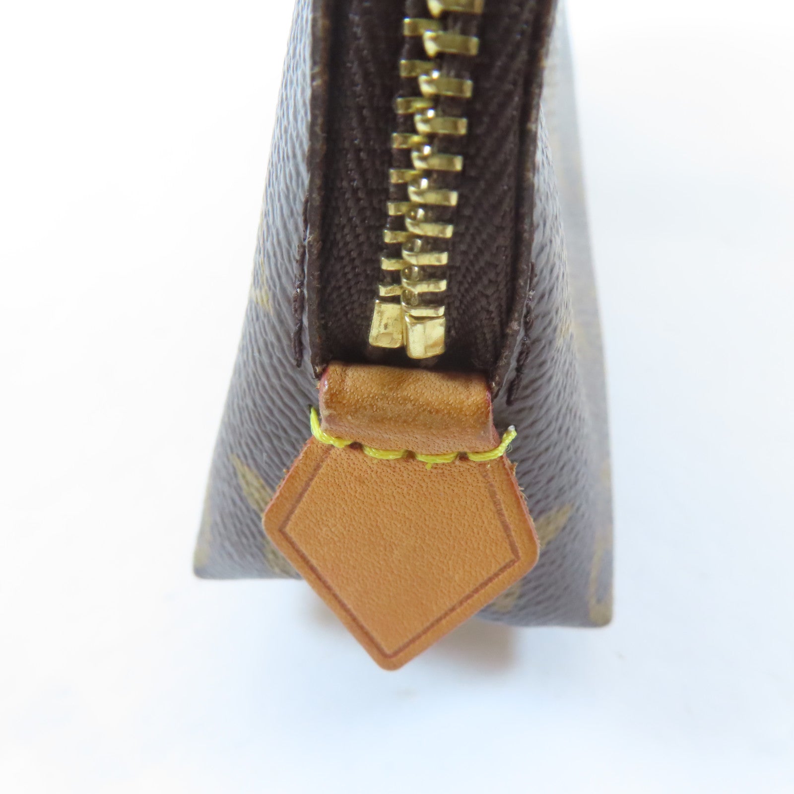 LOUIS VUITTON Monogram Cosmetic Pouch金扣小袋啡色