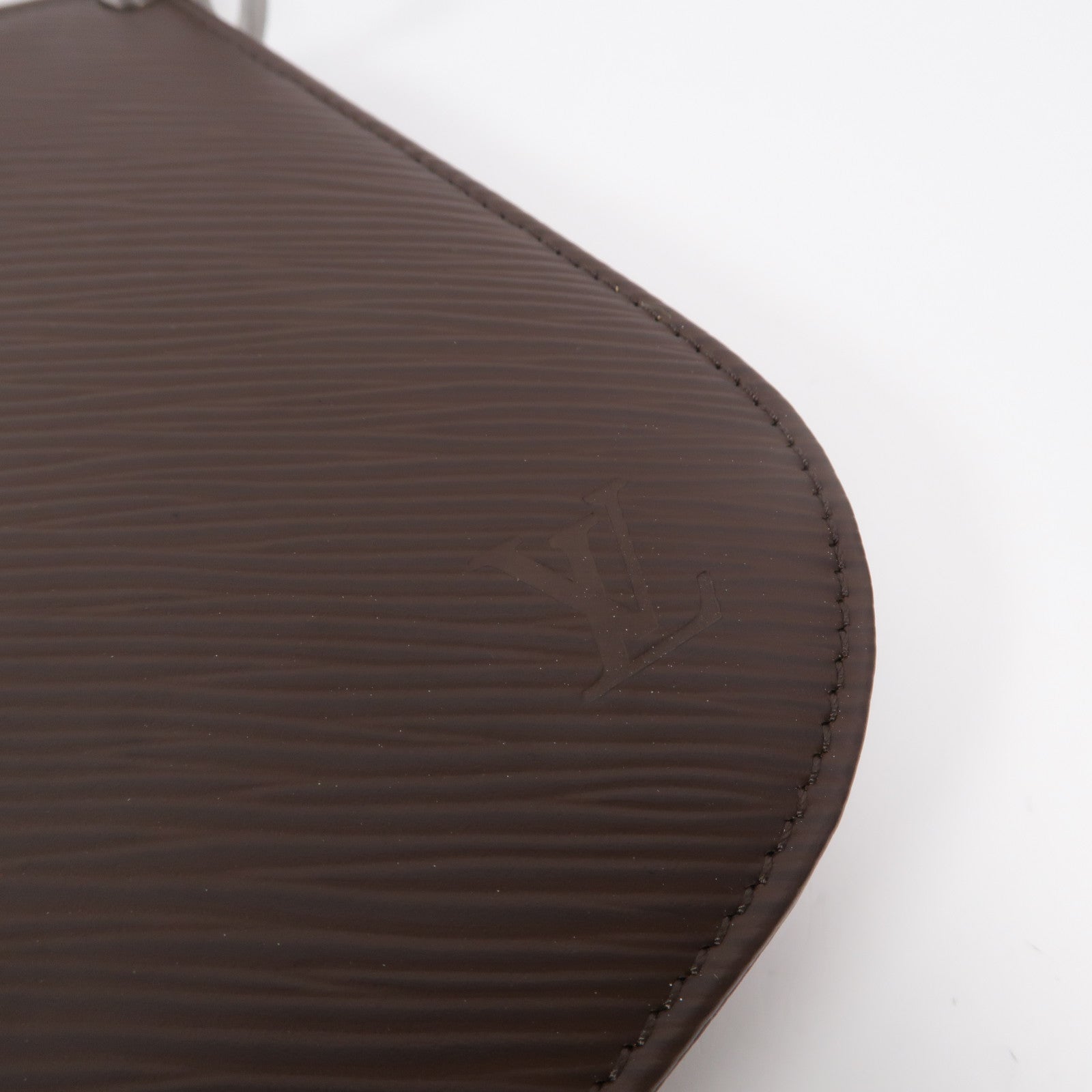 LOUIS VUITTON Epi Pochette Demi Lune肩背袋