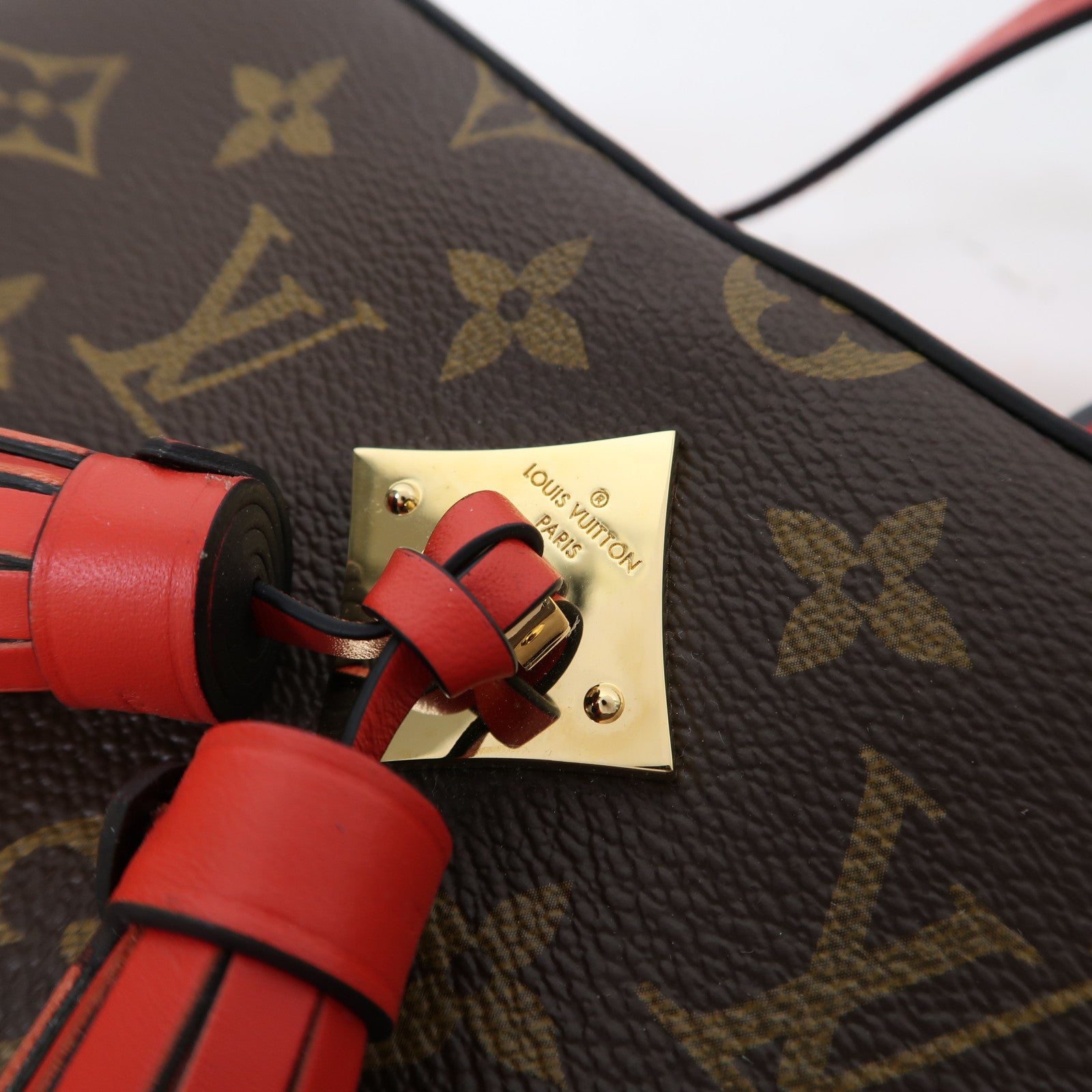 LOUIS VUITTON Monogram Saintonge金扣肩背袋啡色/紅色