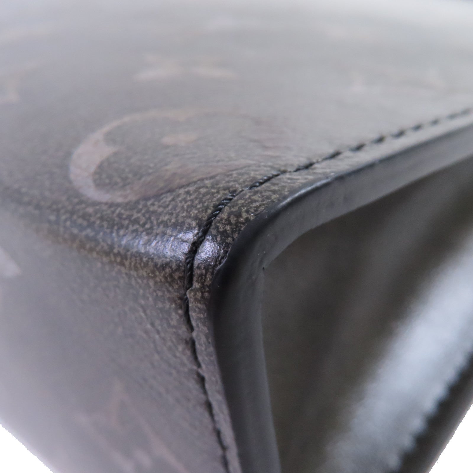 LOUIS VUITTON 【激減優惠】Brushed Monogram Pochette Voyage MM Pouch手拿包黑色