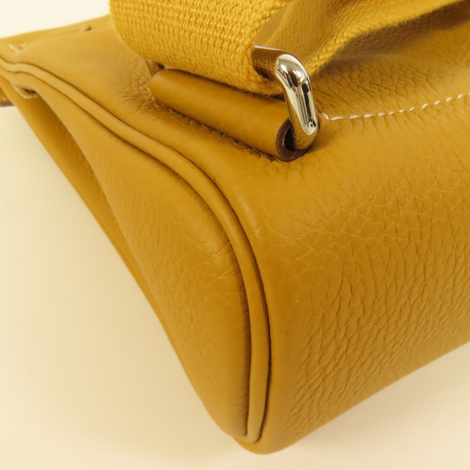 HERMES Togo皮革Hac A Dos PM銀扣背包Natural Sable