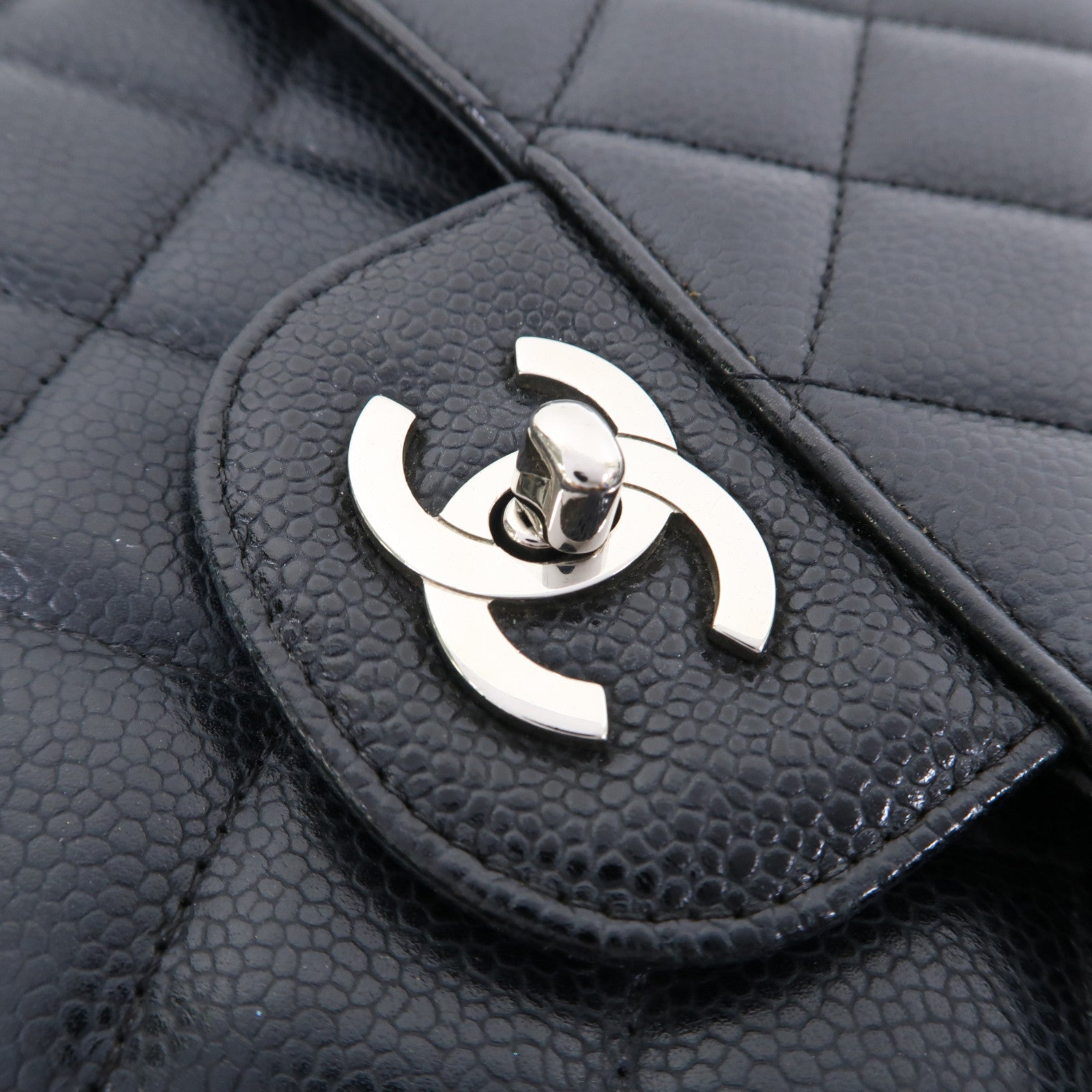 CHANEL 【激減優惠】菱格Caviar皮革Classic 30cm Chain Shoulder銀扣手挽肩背兩用袋黑色