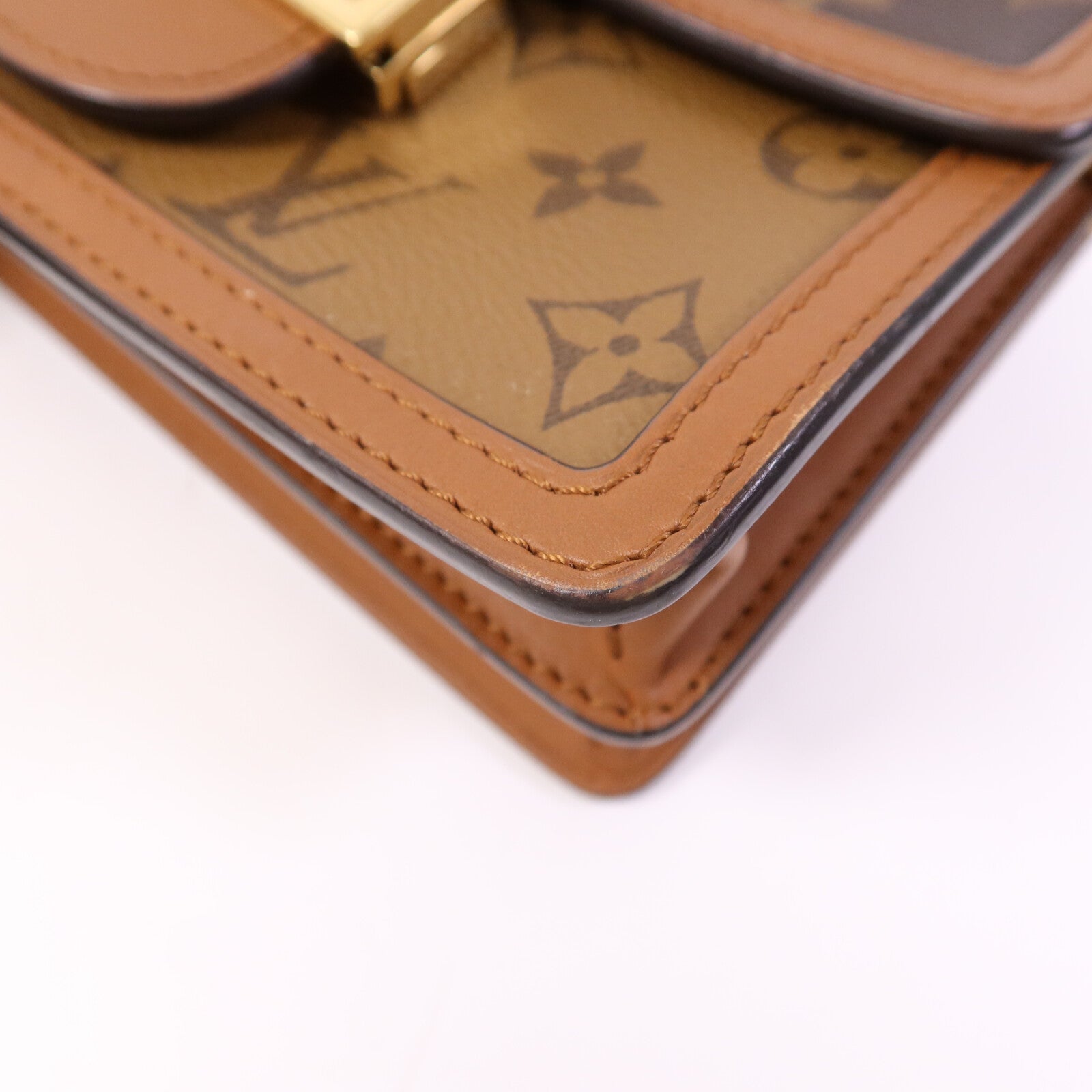 LOUIS VUITTON 【激減優惠】Monogram Reverse Mini Dauphine 金扣肩背袋