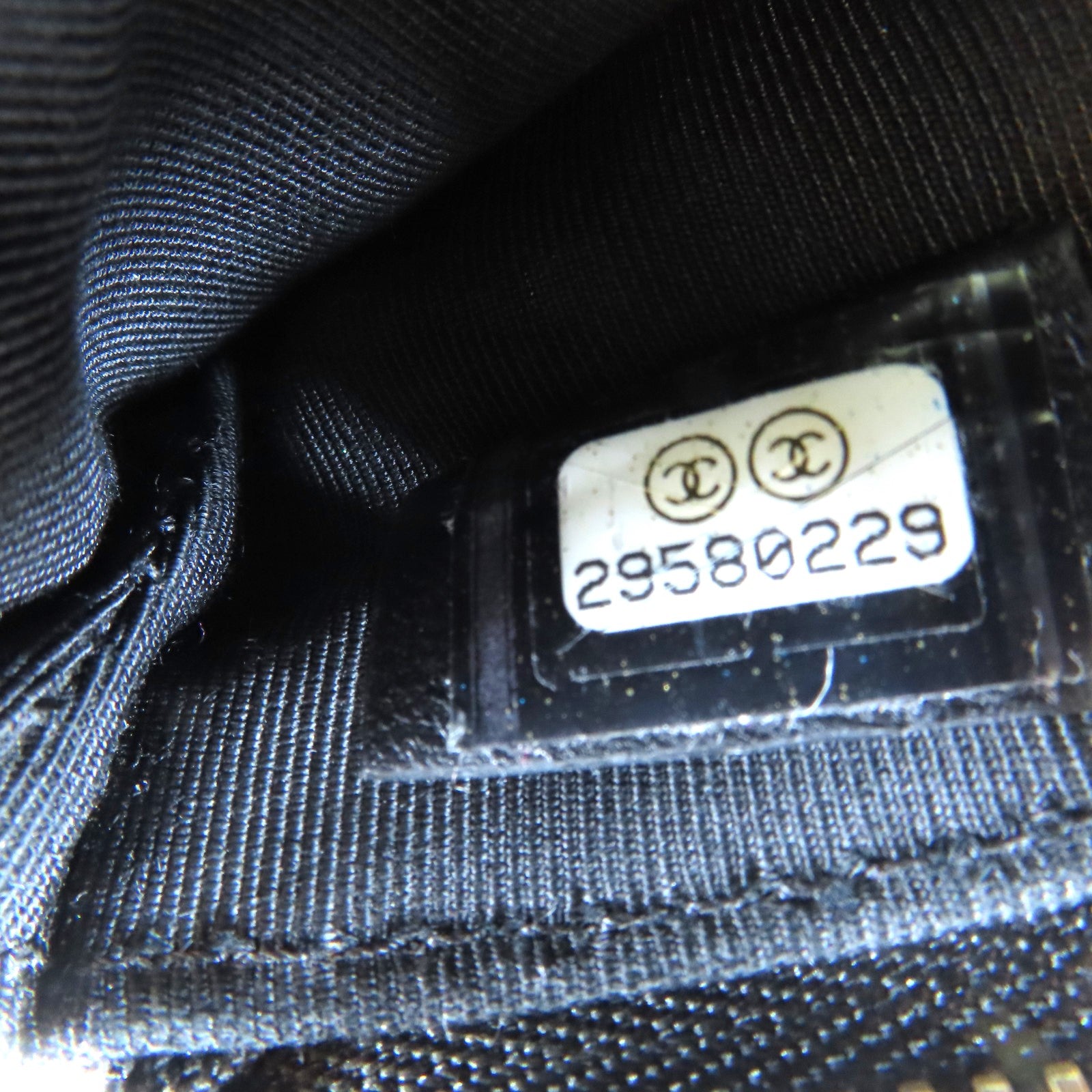 CHANEL 菱格羊皮皮革Phone Bag金扣鏈帶肩背袋黑色