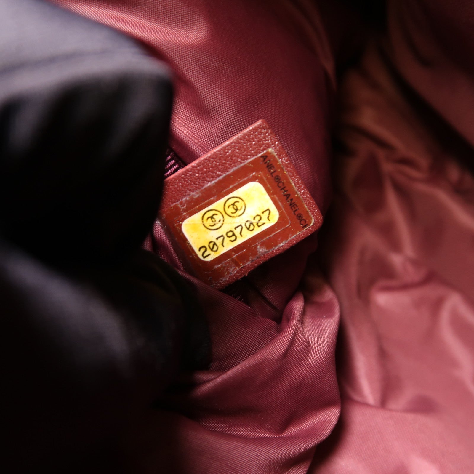 CHANEL 尼龍Coco Cocoon Backpack銀扣背包