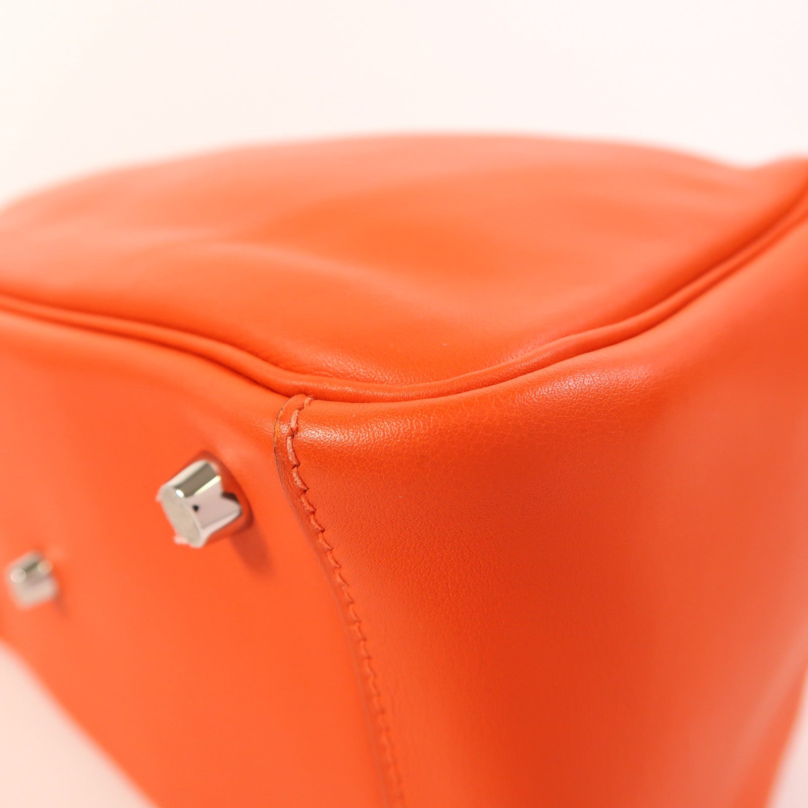 HERMES Swift皮革Lindy 26銀扣手挽肩背兩用袋Capucine