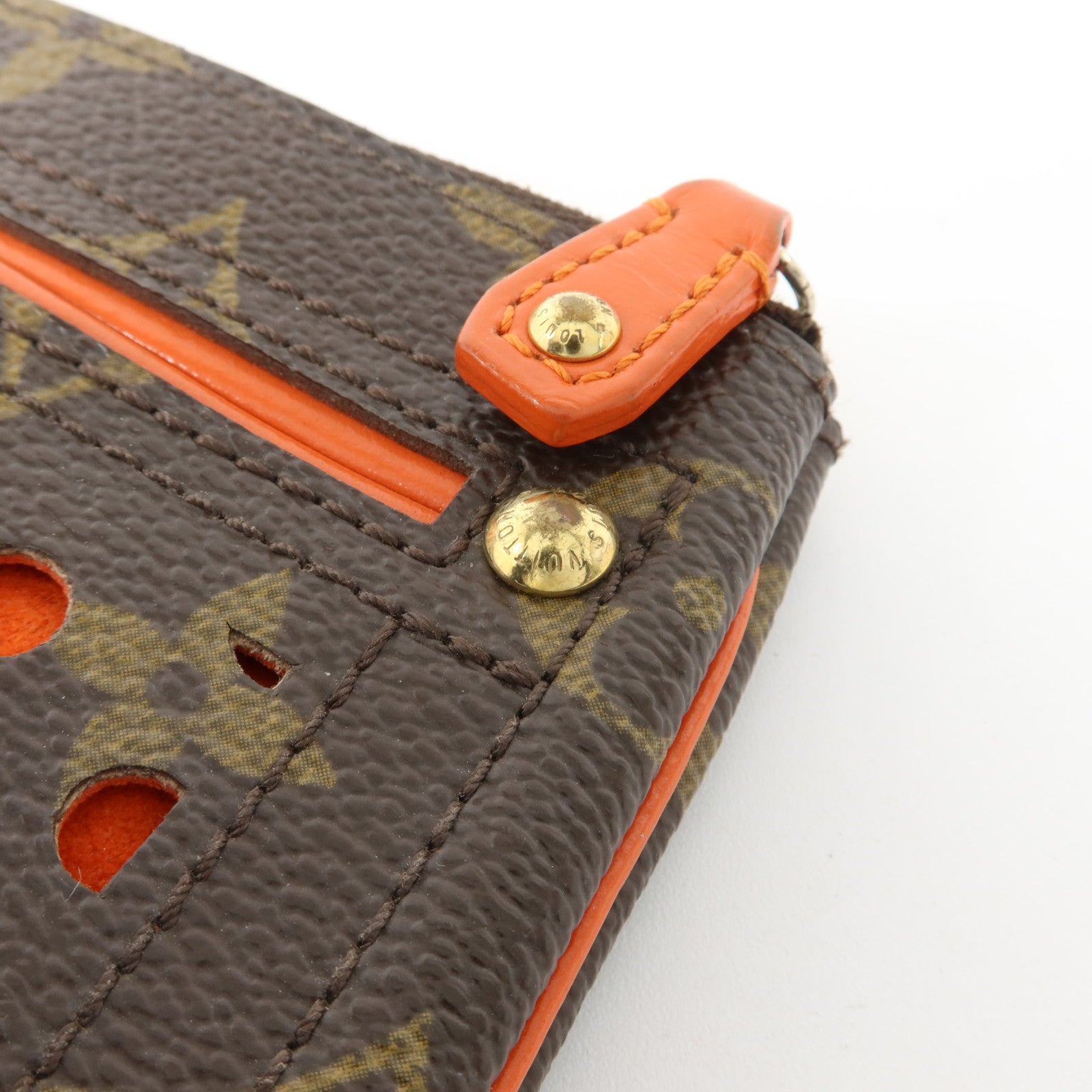 LOUIS VUITTON Monogram Perforated Pochette Plat金扣小袋