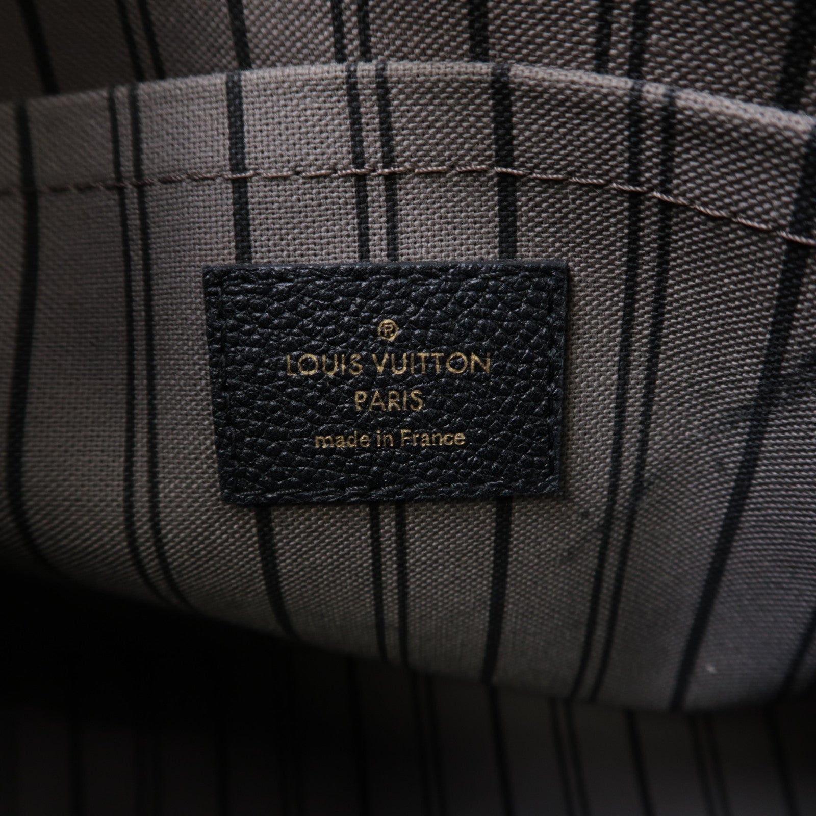 LOUIS VUITTON Monogram Empreinte Montaigne MM手挽肩背兩用袋黑色
