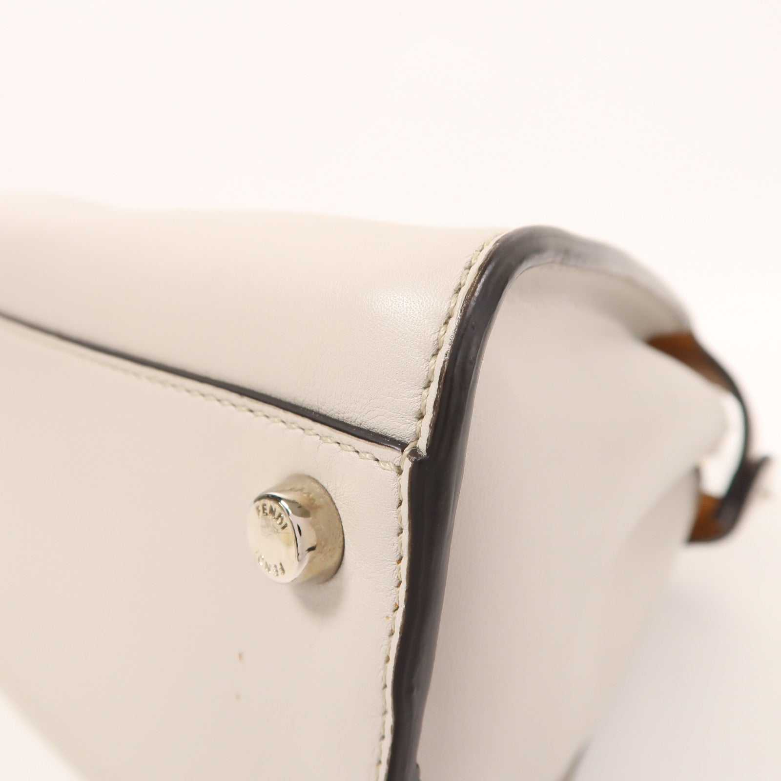 FENDI 牛皮皮革Peekaboo銀扣手挽肩背兩用袋