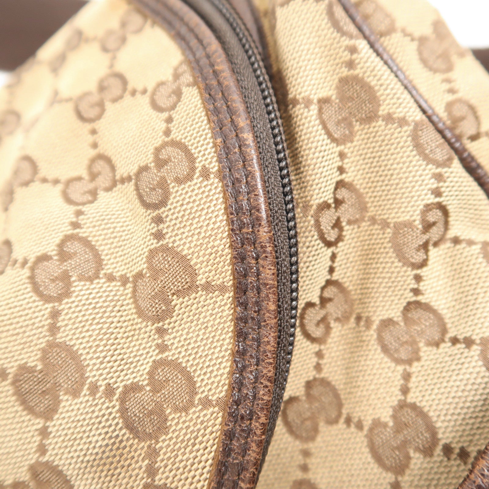 GUCCI 帆布Shoulder Bag銀扣肩背袋