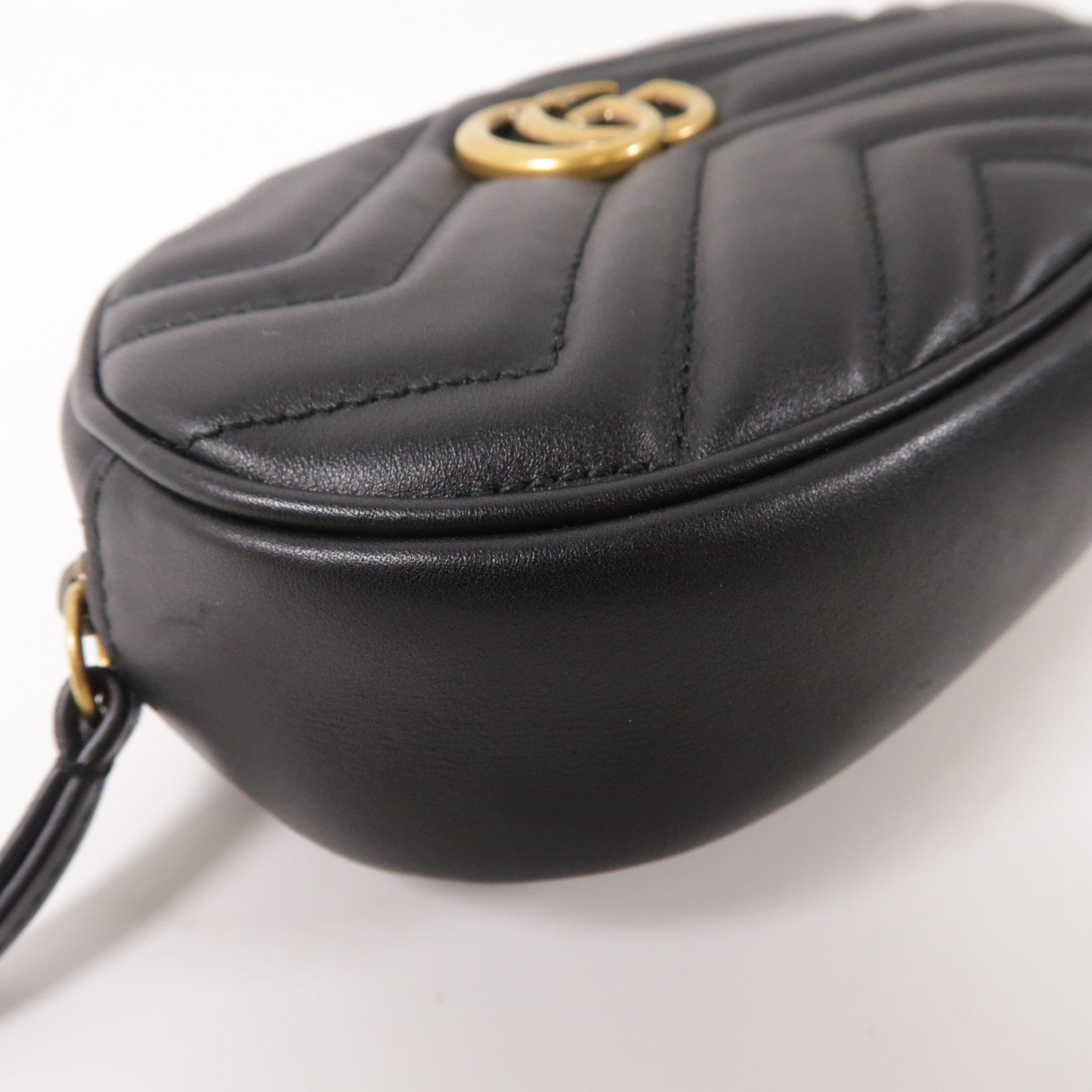 GUCCI 【激減優惠】牛皮皮革GG Marmont Belt Bag金扣腰包黑色