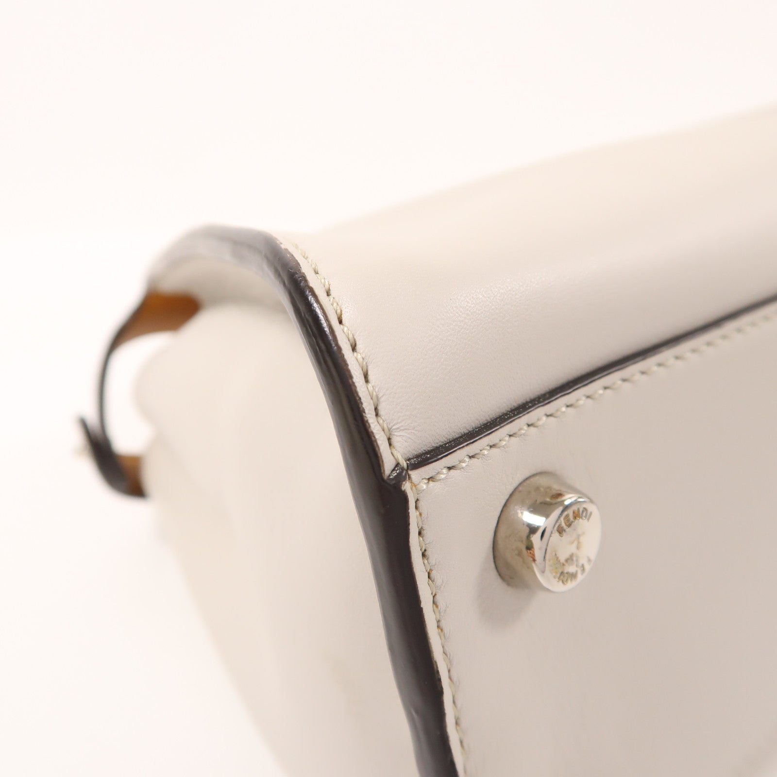 FENDI 牛皮皮革Peekaboo銀扣手挽肩背兩用袋
