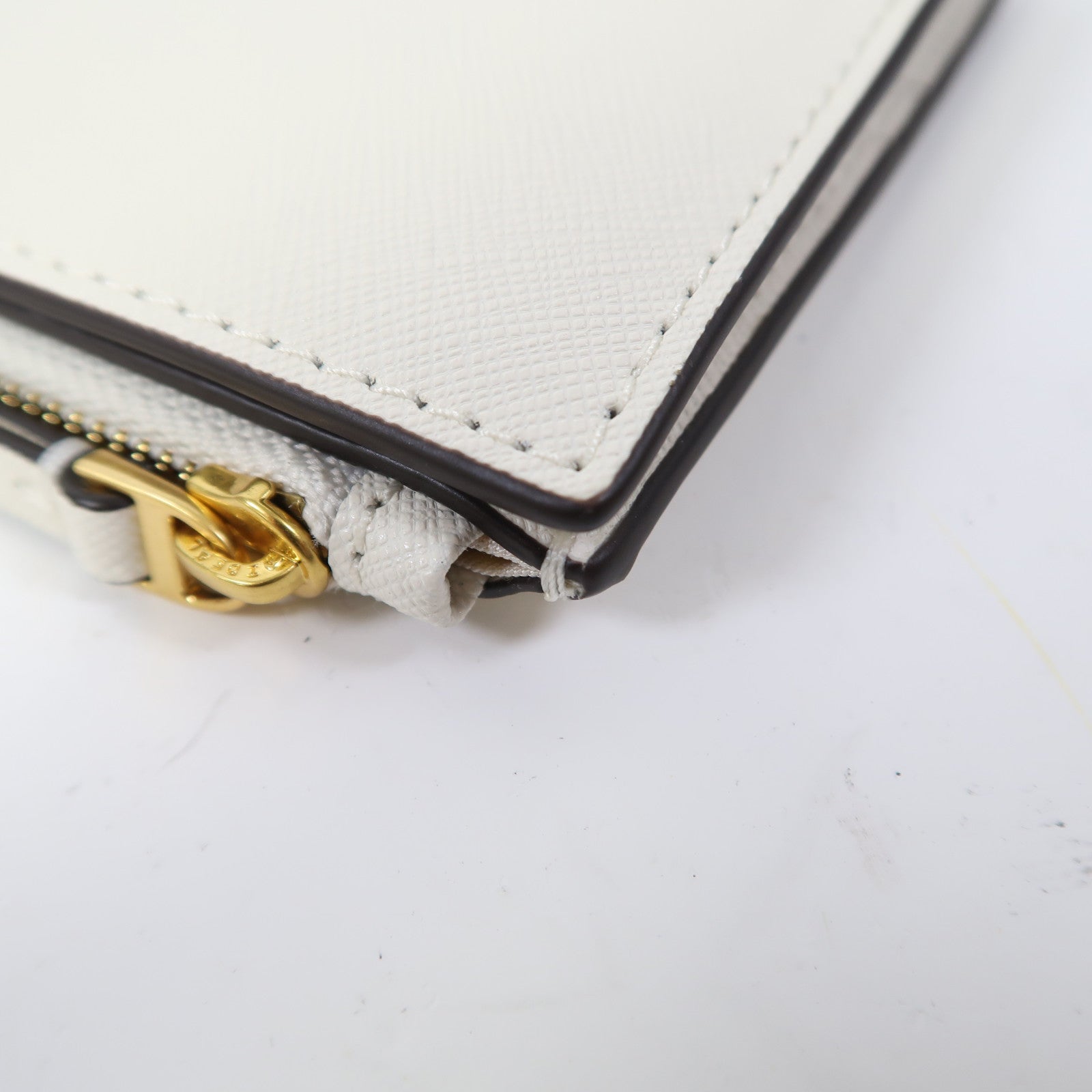 Tory Burch 牛皮皮革Zipper Long Wallet金扣長錢包白色