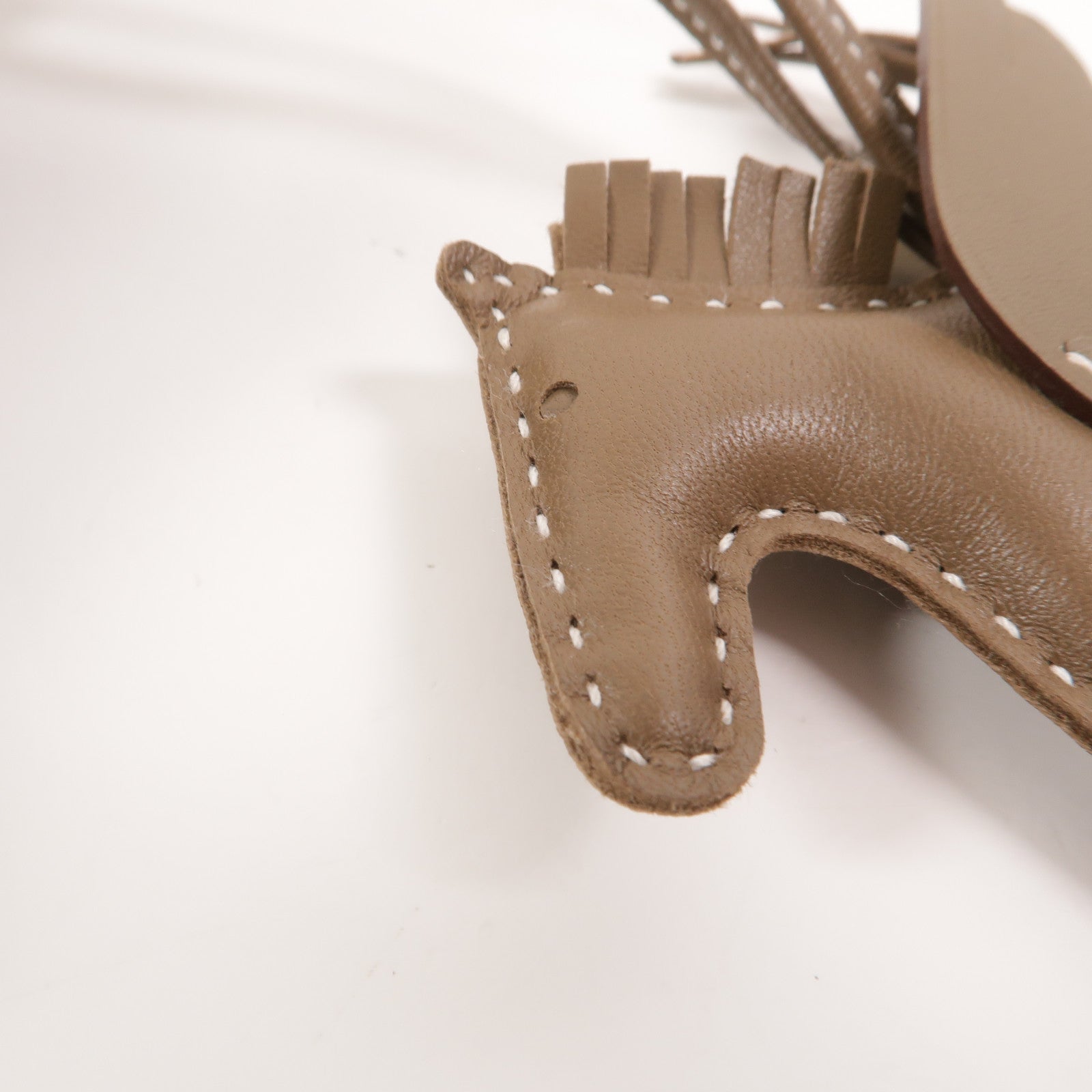 HERMES Milo/Swift皮革Rodeo Pegase PM掛飾Etoupe