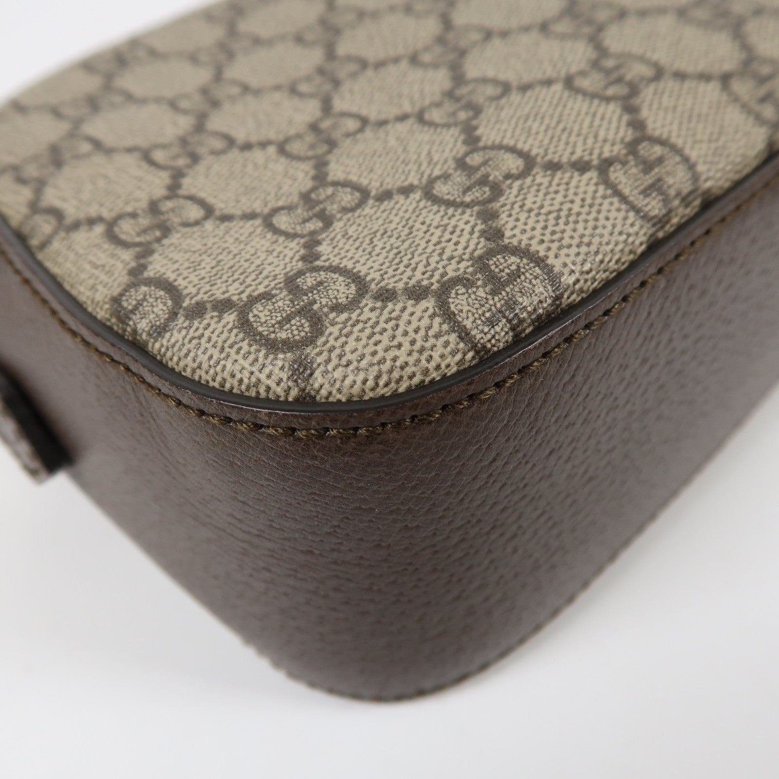 GUCCI 塗層帆布Neo Vintage GG Supreme金扣肩背袋啡色