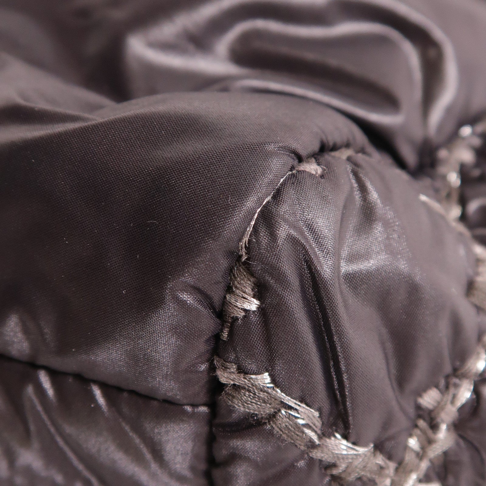 CHANEL 尼龍Chain Shoulder銀扣鏈帶肩背袋