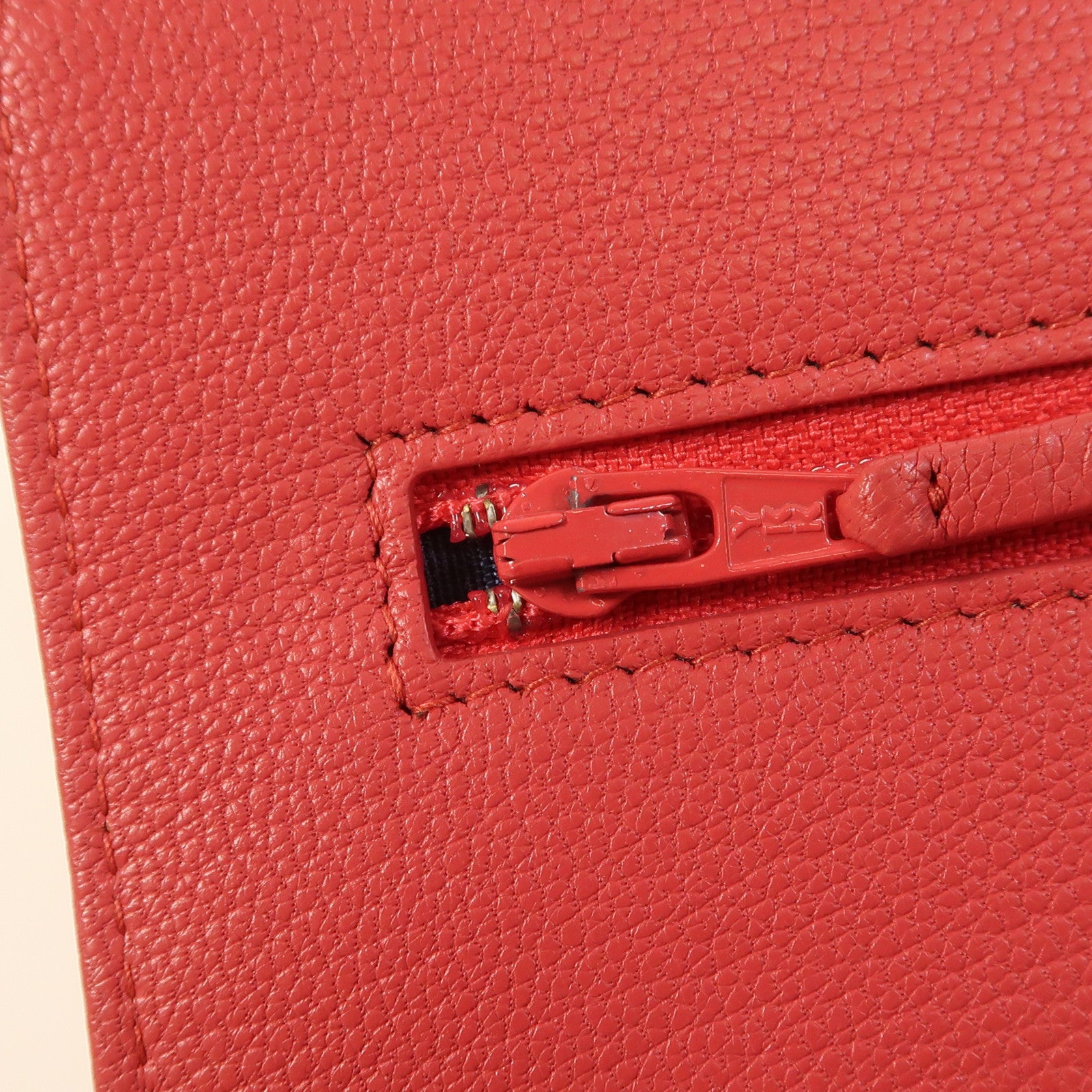 CHANEL 牛皮皮革WOC Wallet On Chain鏈帶肩背袋