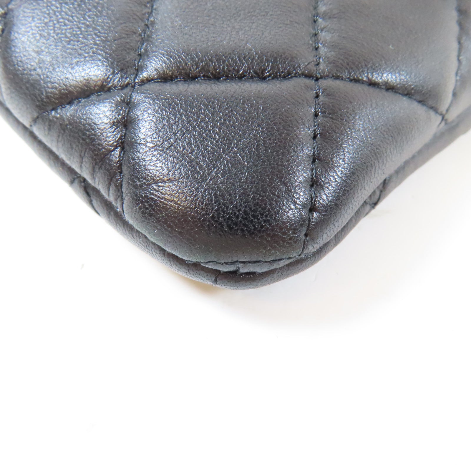 CHANEL 菱格羊皮皮革Phone Bag金扣鏈帶肩背袋黑色