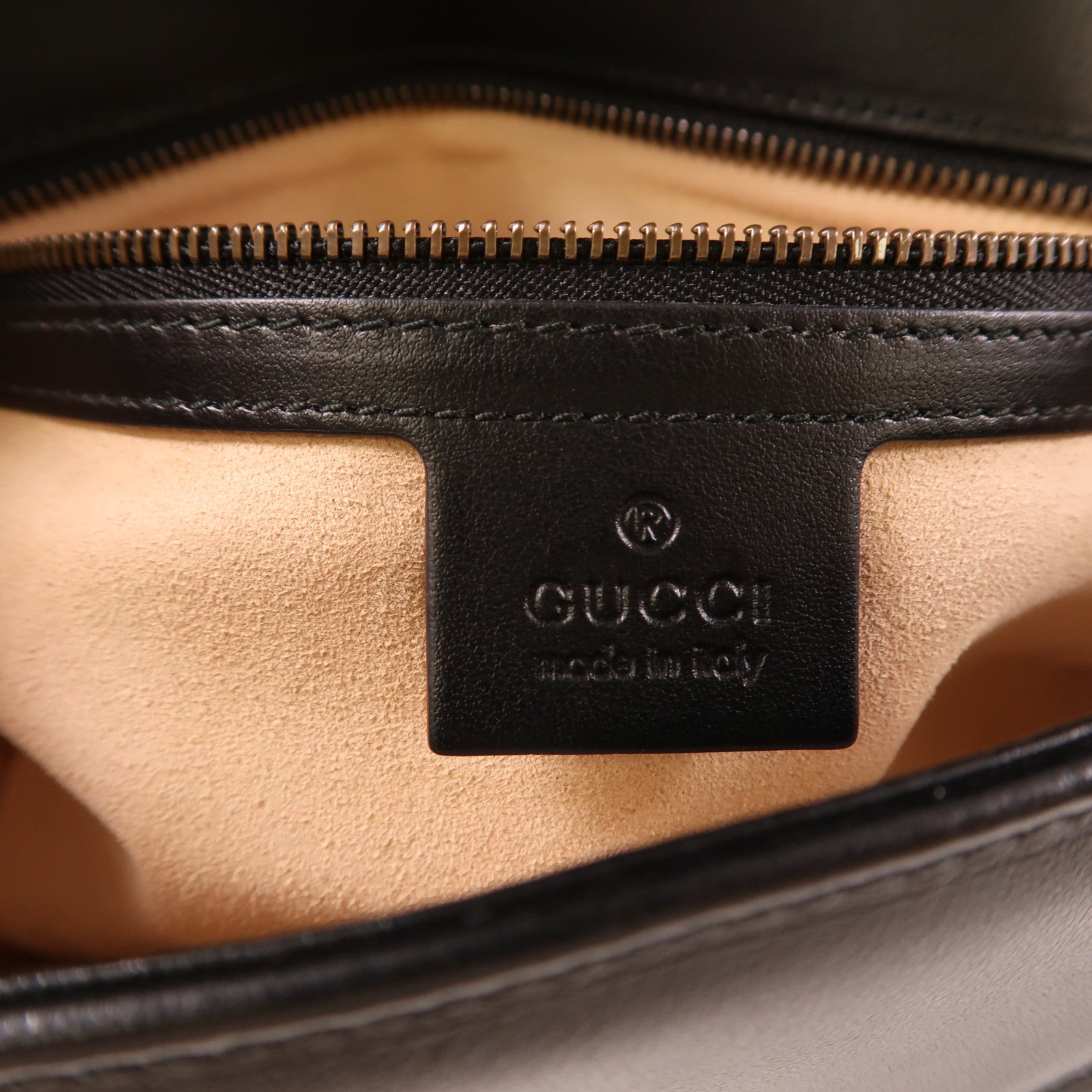 GUCCI 牛皮皮革GG Marmont Small Shoulder Bag金扣鏈帶肩背袋