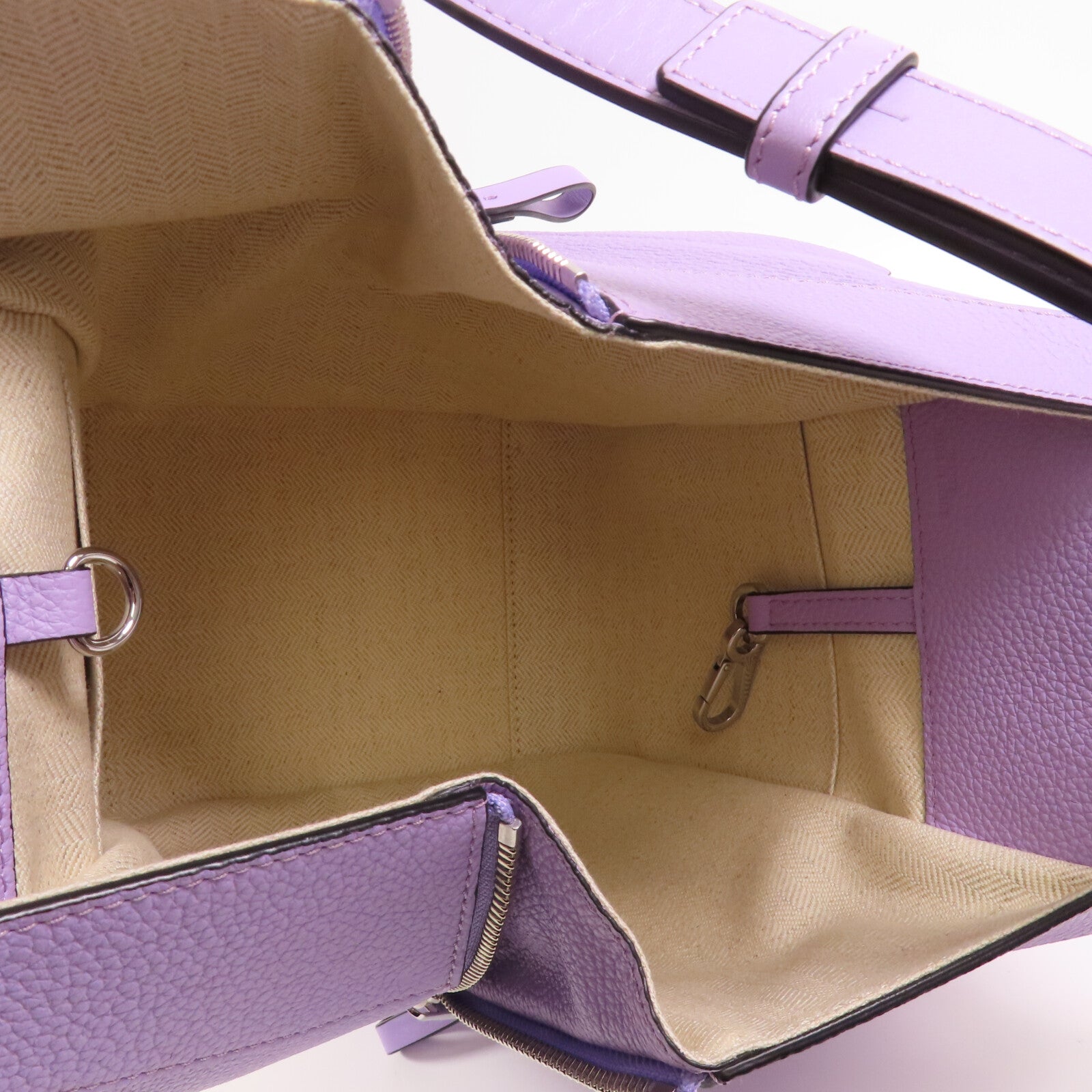 LOEWE 牛皮皮革Hammock Small銀扣手挽肩背兩用袋