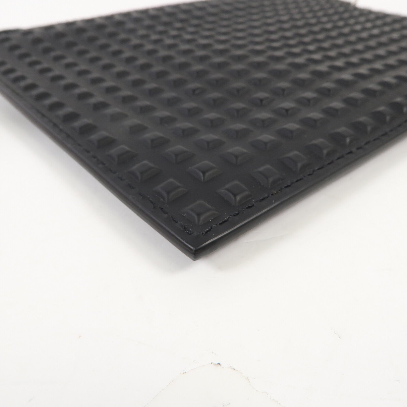 BALENCIAGA 牛皮皮革Pouch銀扣小袋