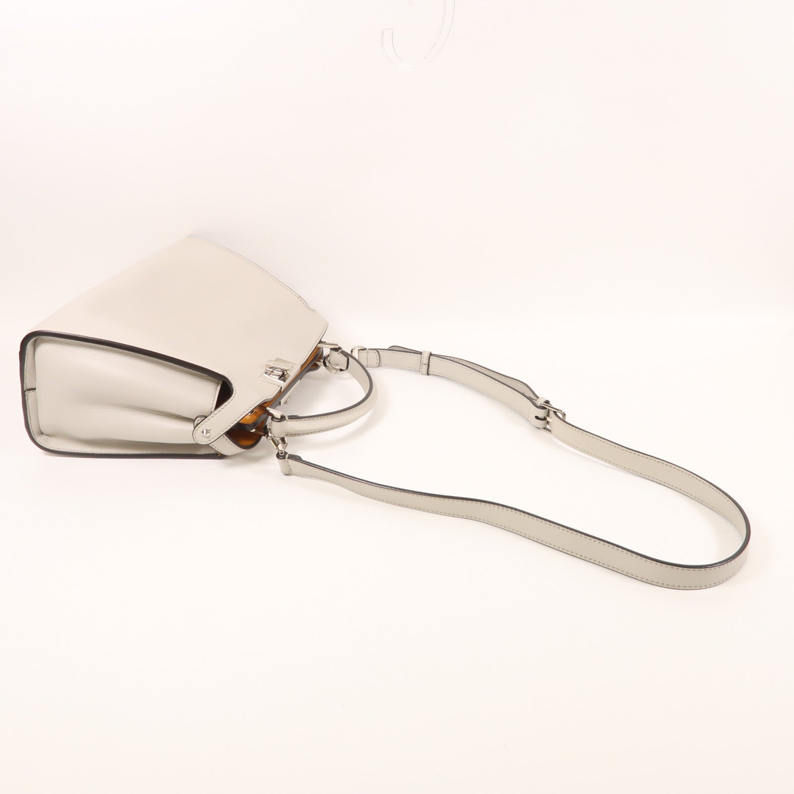 FENDI 牛皮皮革Peekaboo銀扣手挽肩背兩用袋