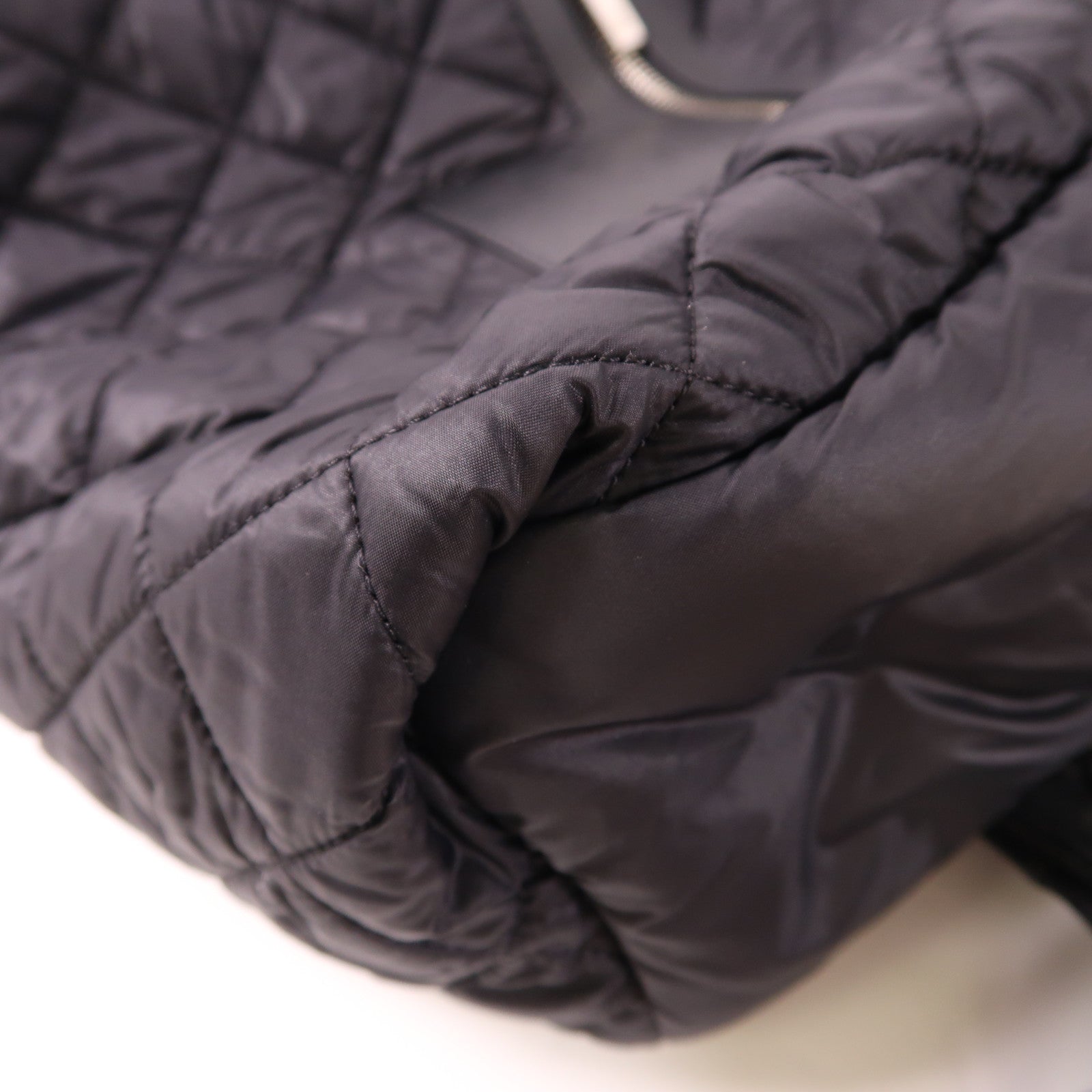 CHANEL 尼龍Coco Cocoon Backpack銀扣背包