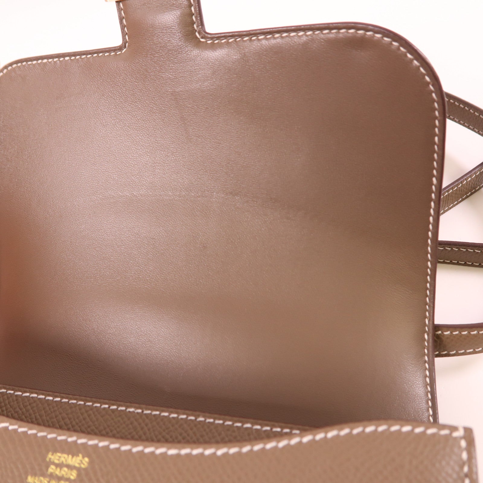HERMES Epsom皮革Constance Mini金扣肩背袋Etoupe
