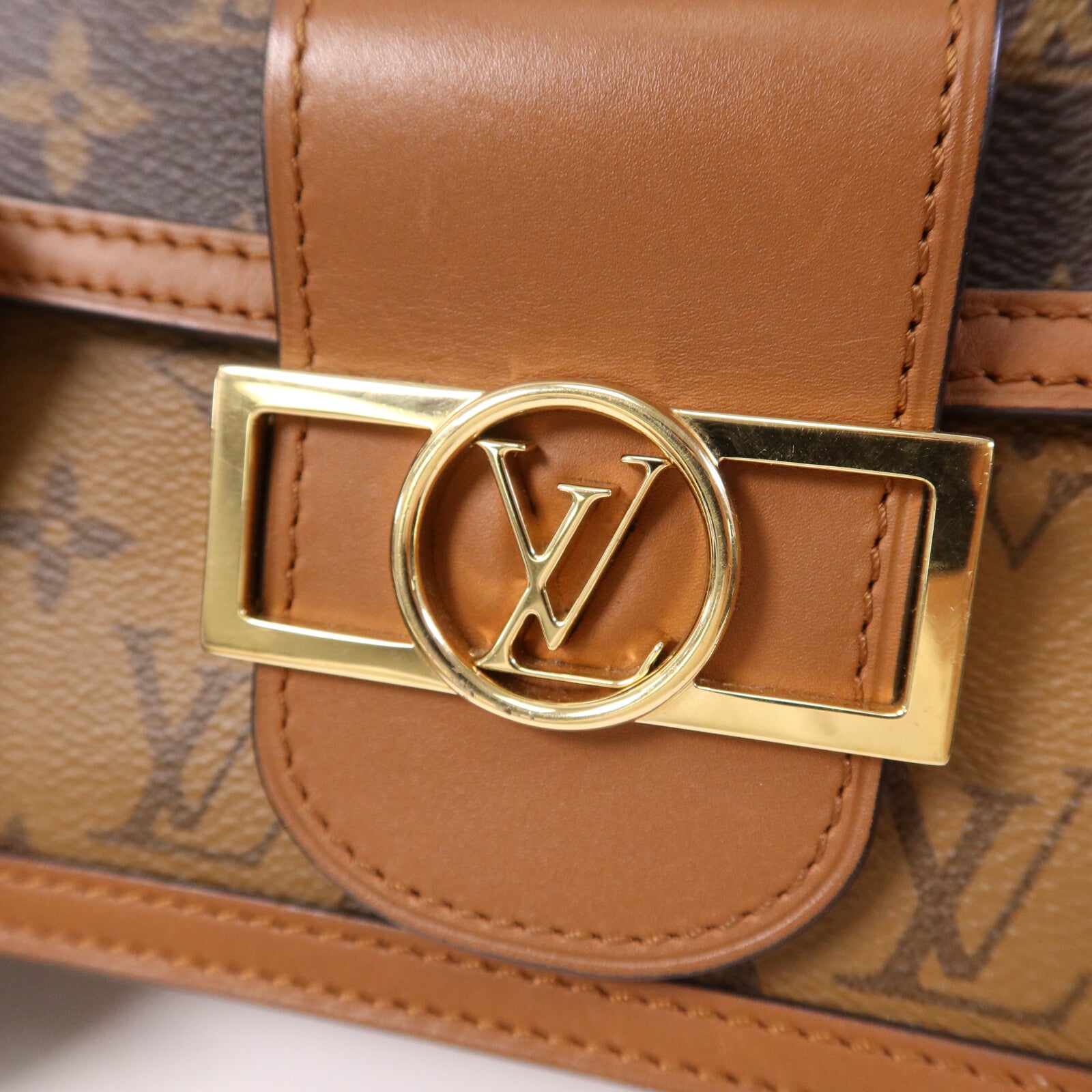 LOUIS VUITTON 【激減優惠】Monogram Reverse Mini Dauphine 金扣肩背袋