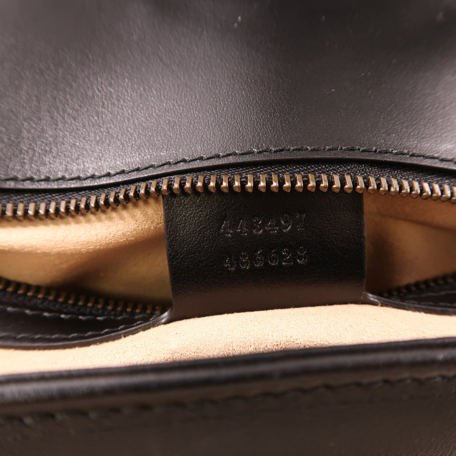GUCCI 牛皮皮革GG Marmont Small Shoulder Bag金扣鏈帶肩背袋