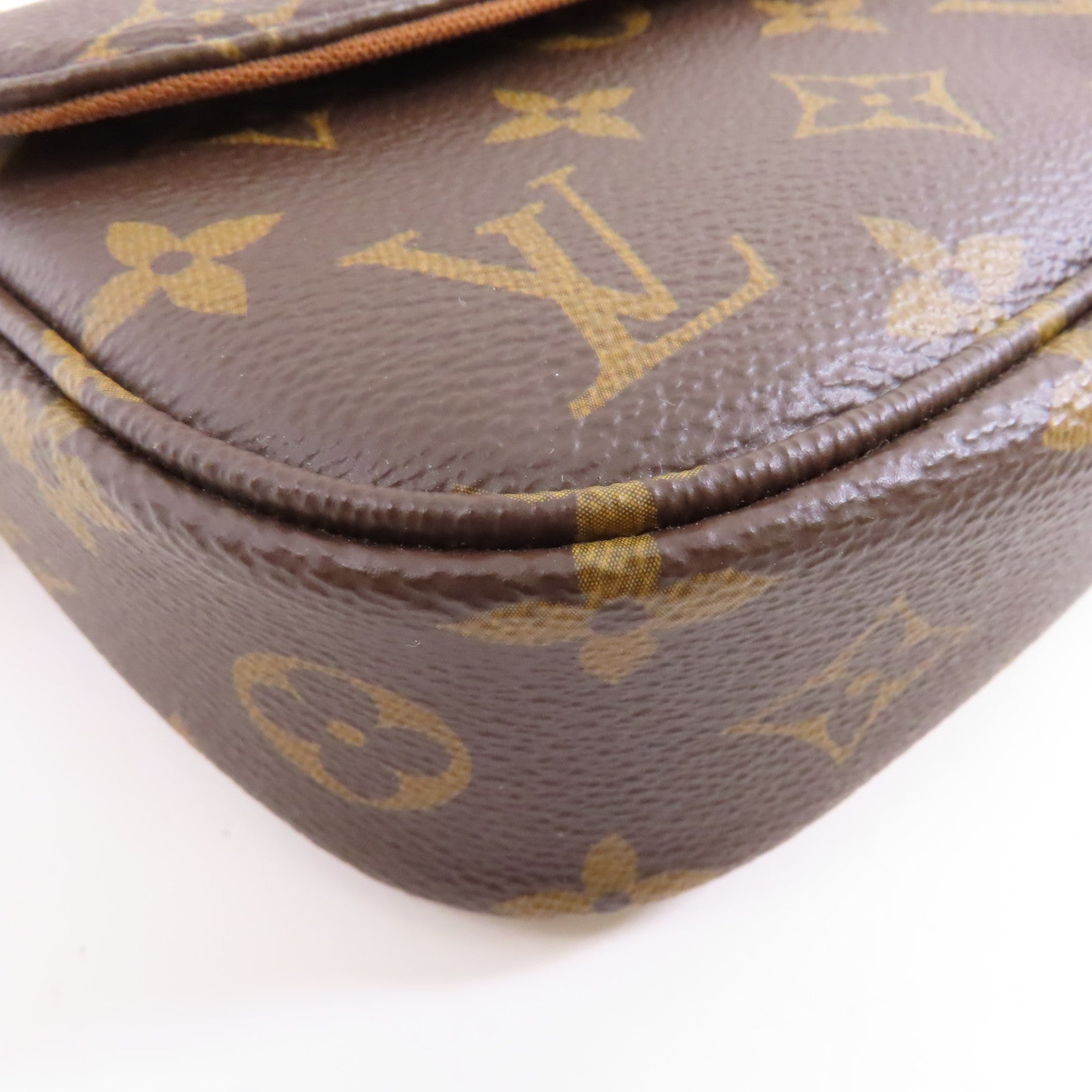 LOUIS VUITTON Monogram Wallet On Chain Ivy金扣鏈帶肩背袋啡色
