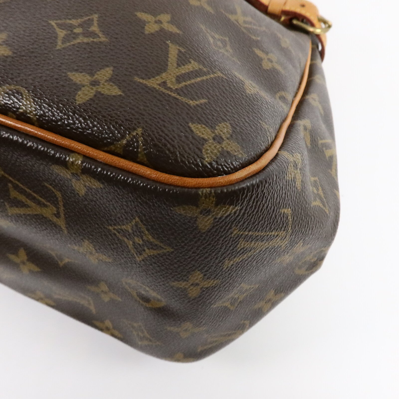 LOUIS VUITTON Monogram Batignolles肩背袋