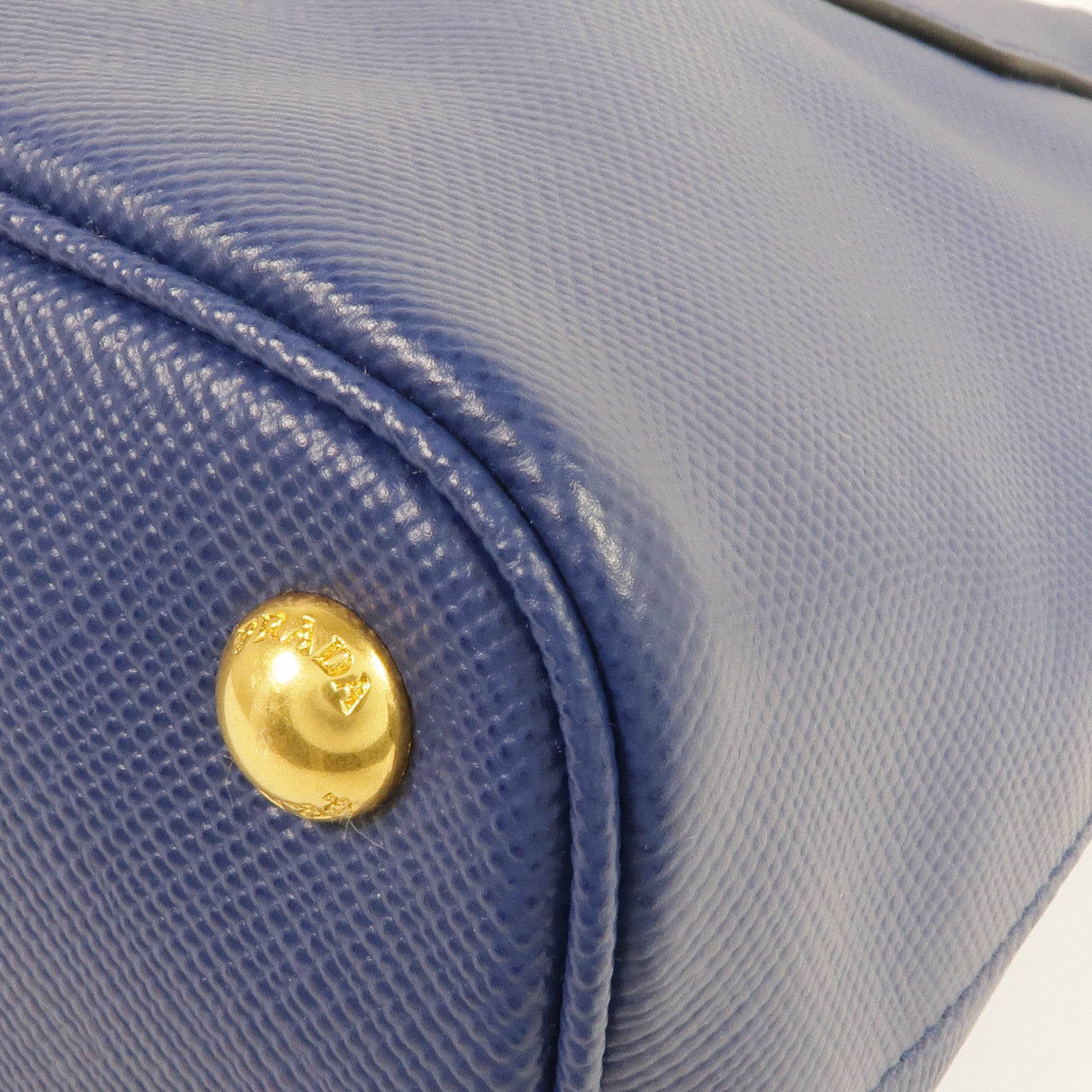 PRADA Saffiano皮革Lux Dome Bag金扣手挽肩背兩用袋