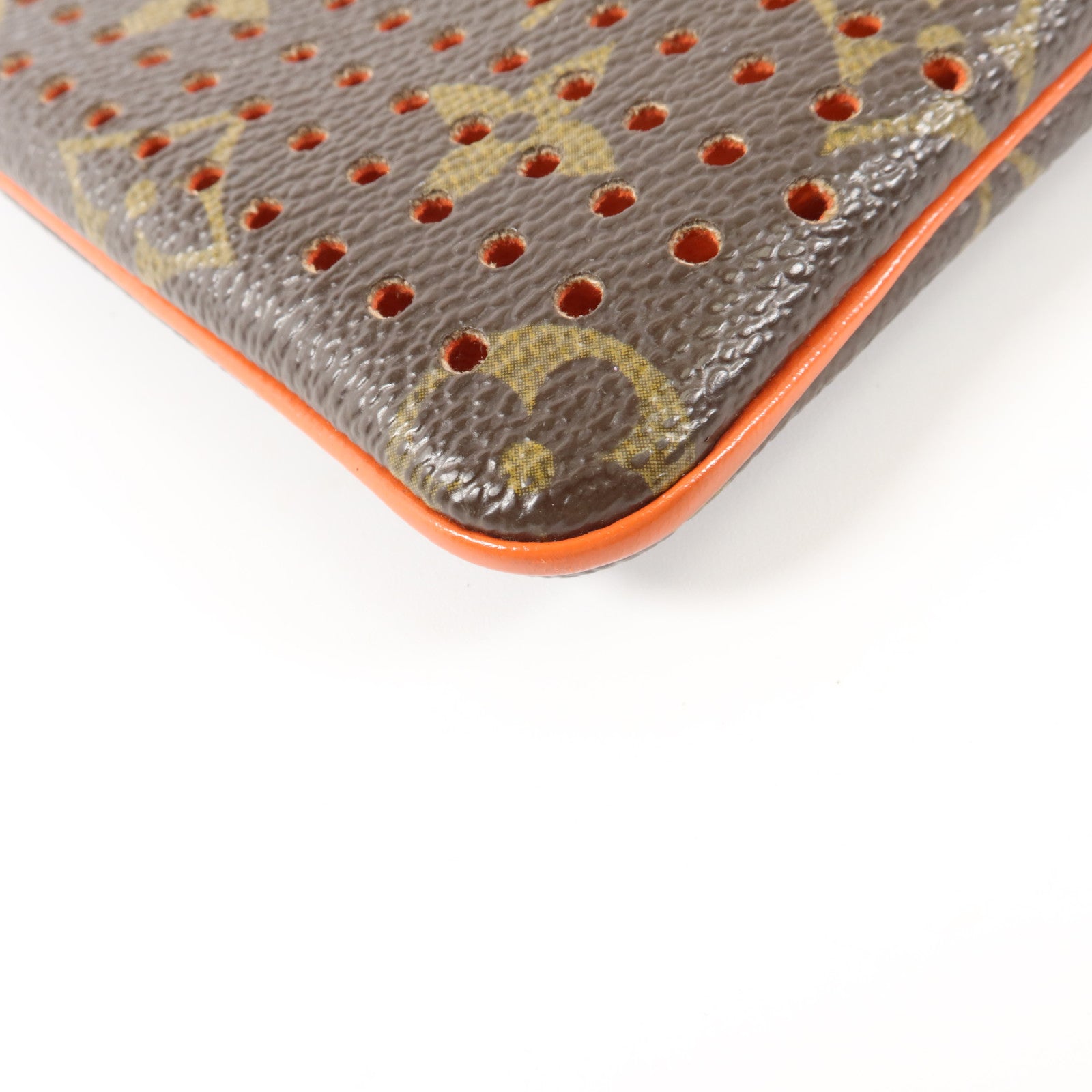 LOUIS VUITTON Monogram Perforated Pochette Plat金扣小袋