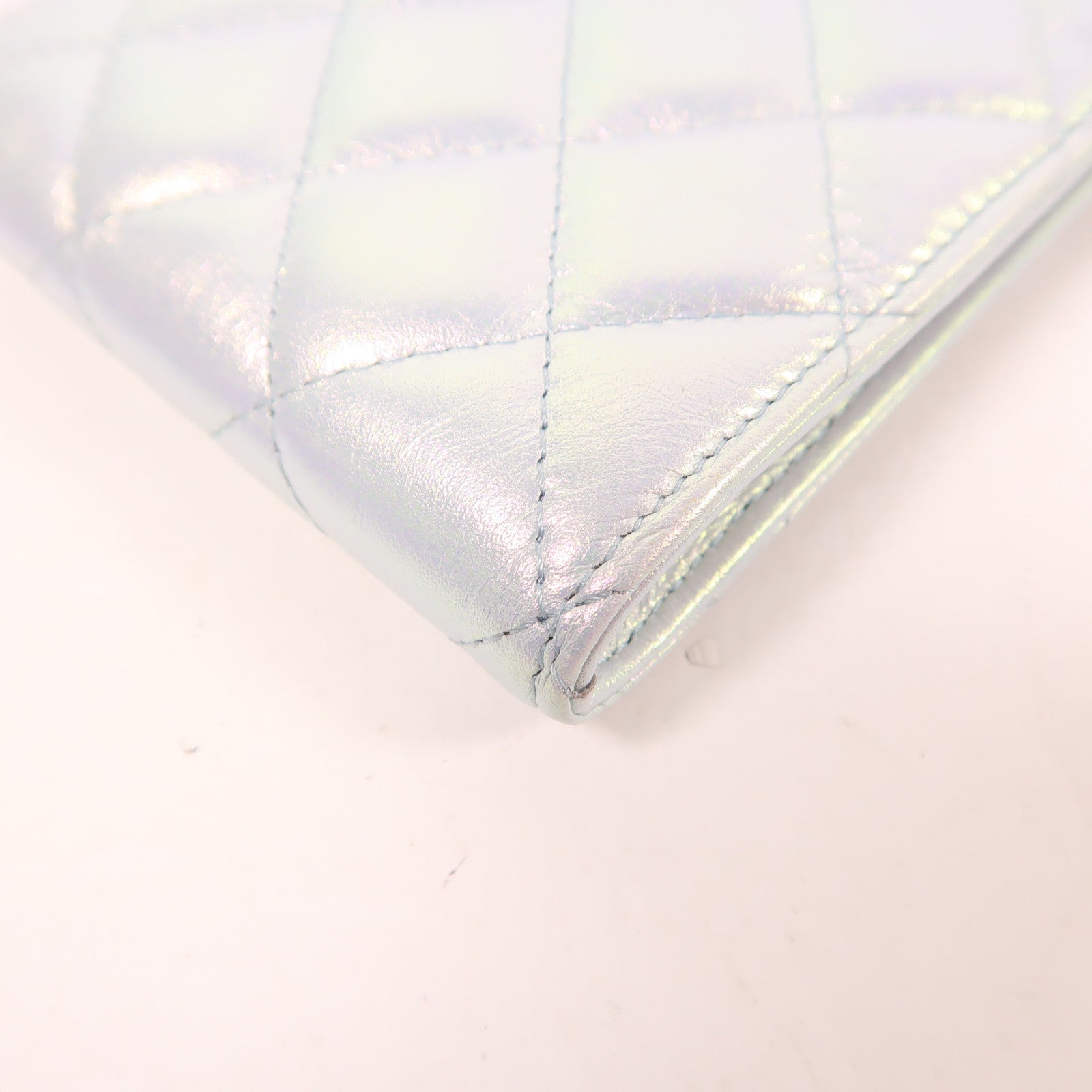 CHANEL 皮革Phone Holder銀扣鏈帶肩背袋