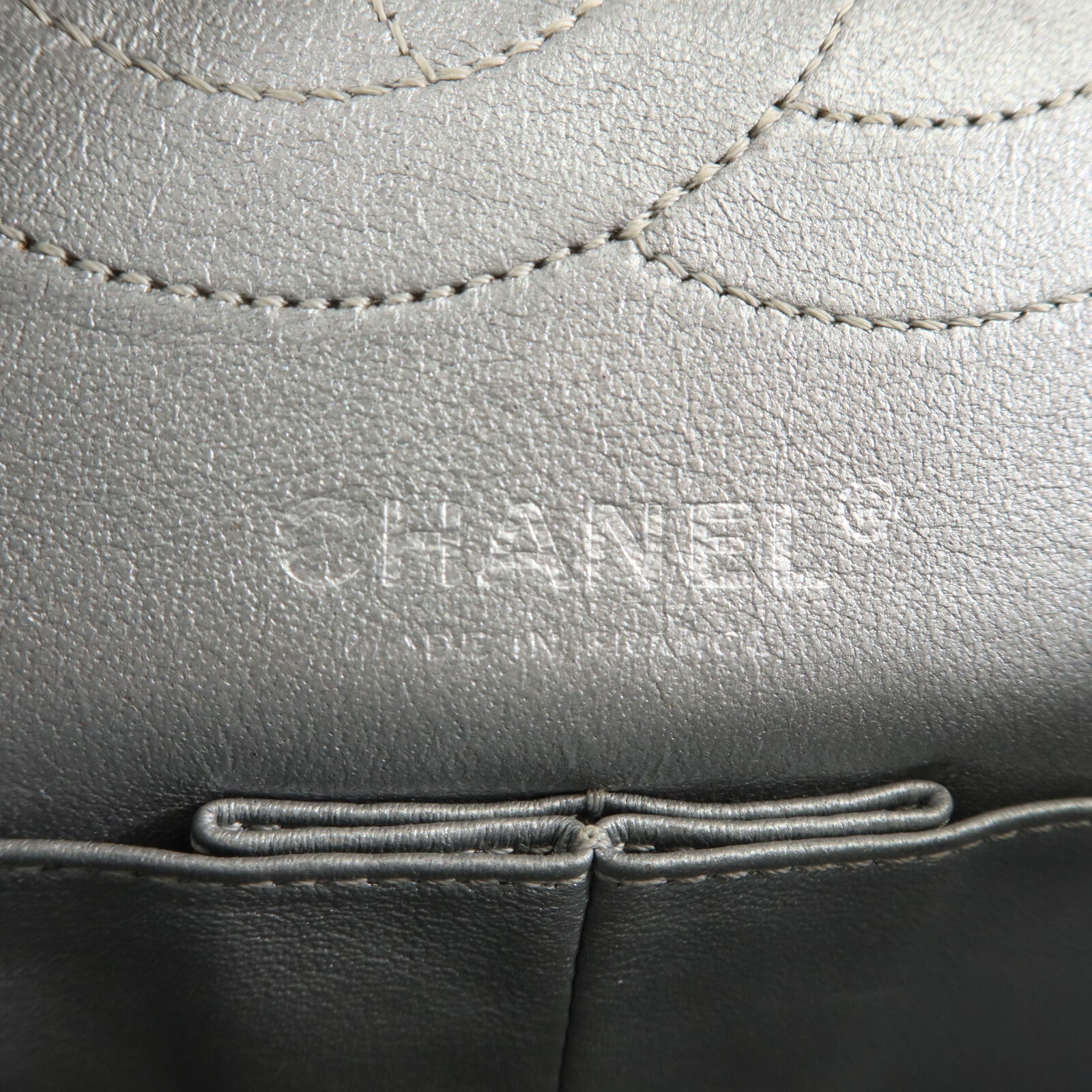 CHANEL 牛皮皮革2.55 Medium鏈帶肩背袋