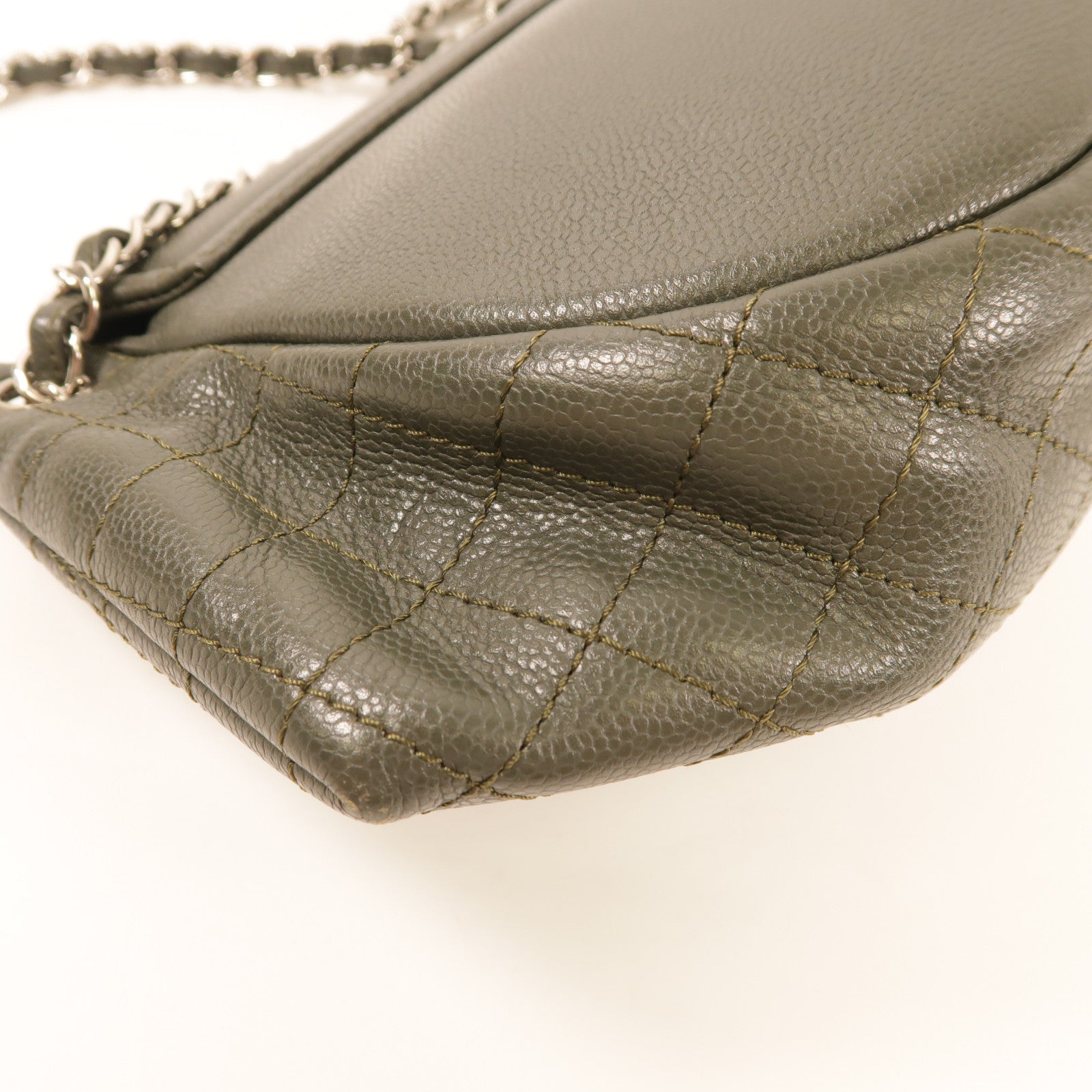 CHANEL 牛皮皮革Shoulder Bag銀扣鏈帶肩背袋