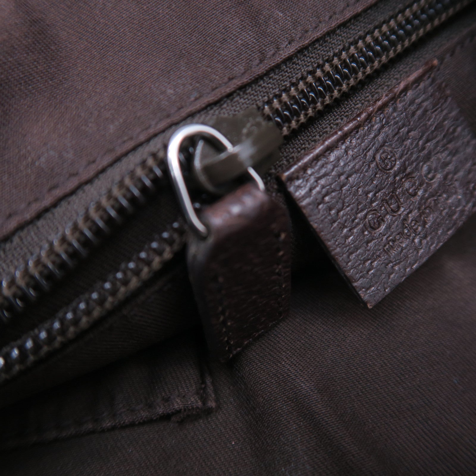GUCCI 帆布Shoulder Bag銀扣肩背袋啡色