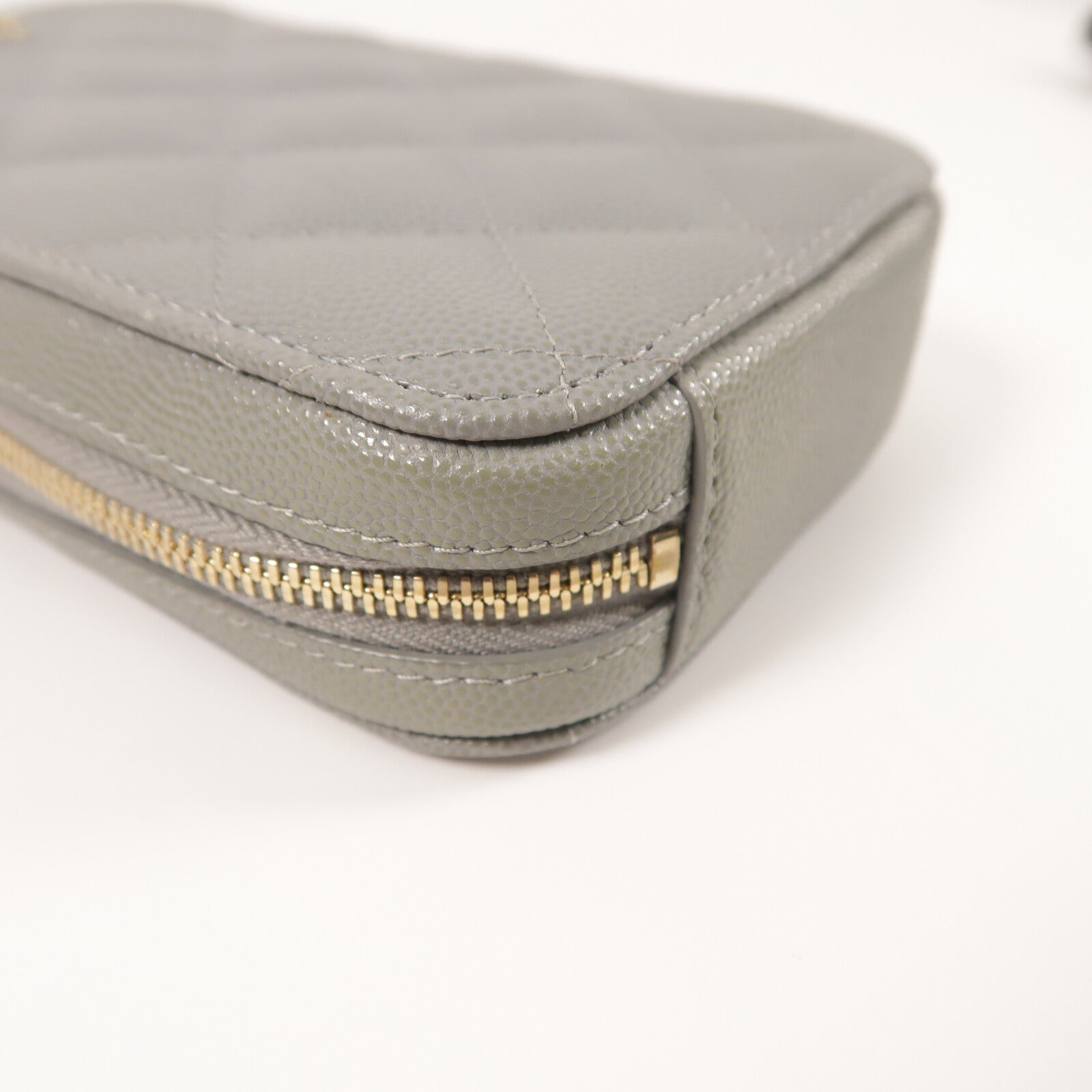 CHANEL 牛皮皮革Phone Bag金扣鏈帶肩背袋