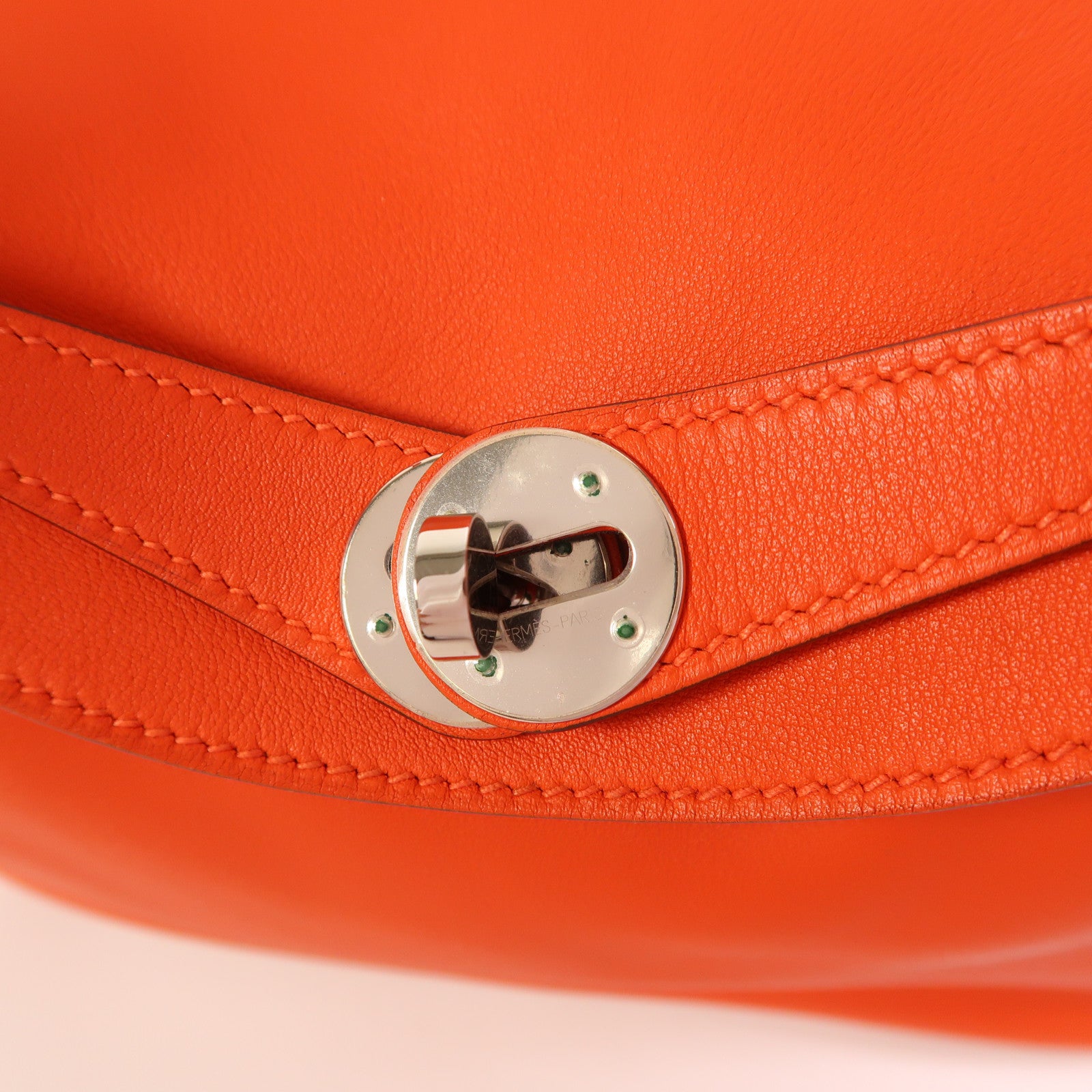 HERMES Swift皮革Lindy 26銀扣手挽肩背兩用袋Capucine