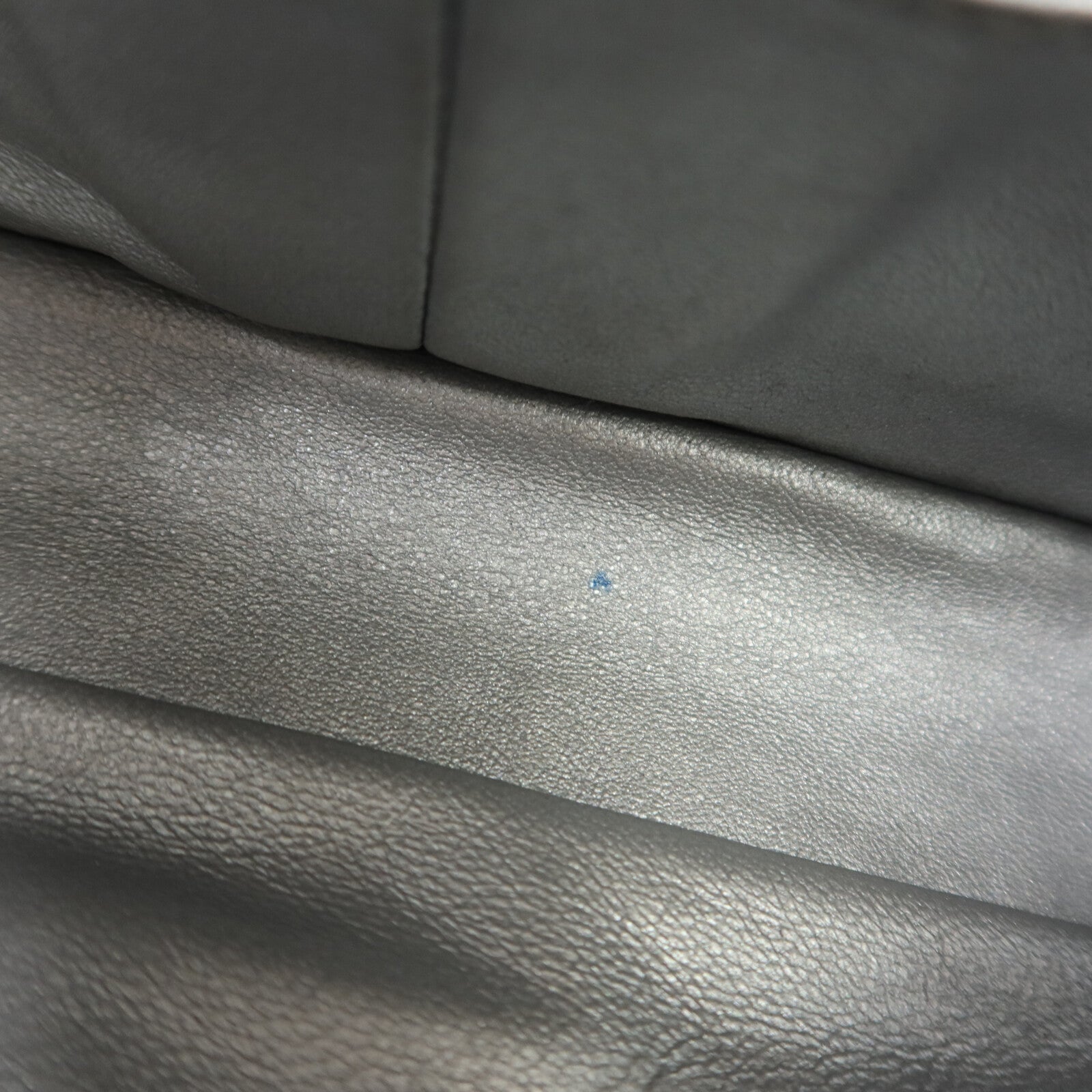 CHANEL 牛皮皮革2.55 Medium鏈帶肩背袋