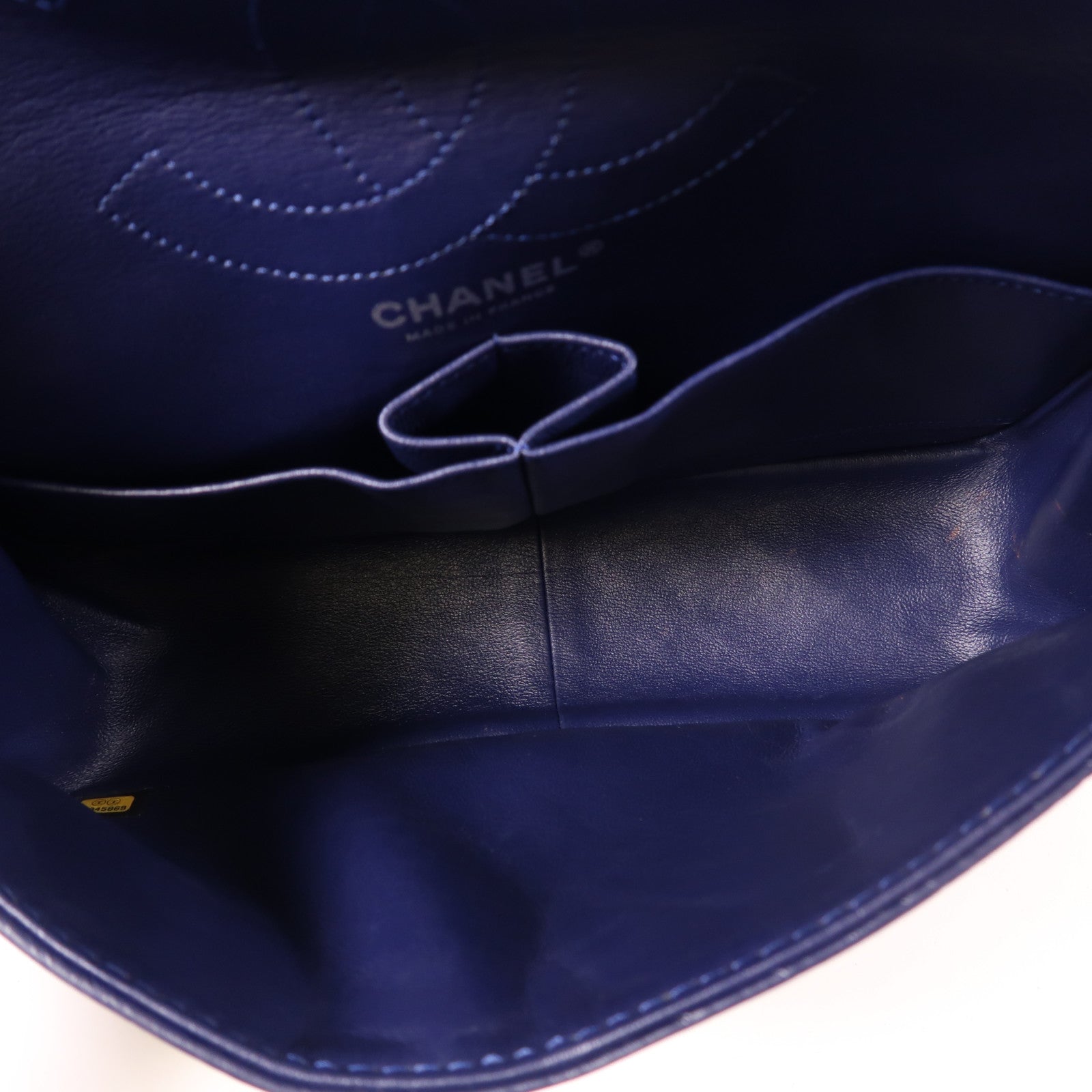 CHANEL 牛皮皮革2.55銀扣鏈帶肩背袋