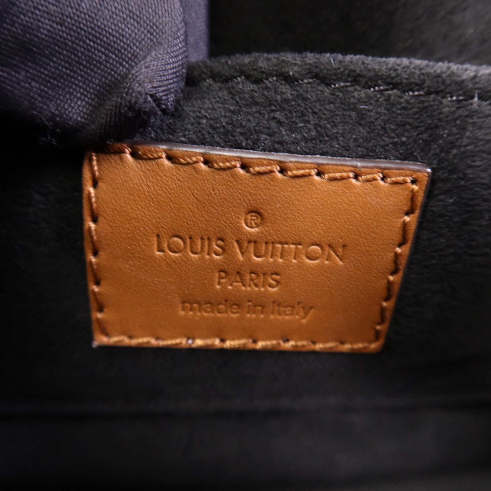 LOUIS VUITTON 【激減優惠】Monogram Reverse Mini Dauphine 金扣肩背袋