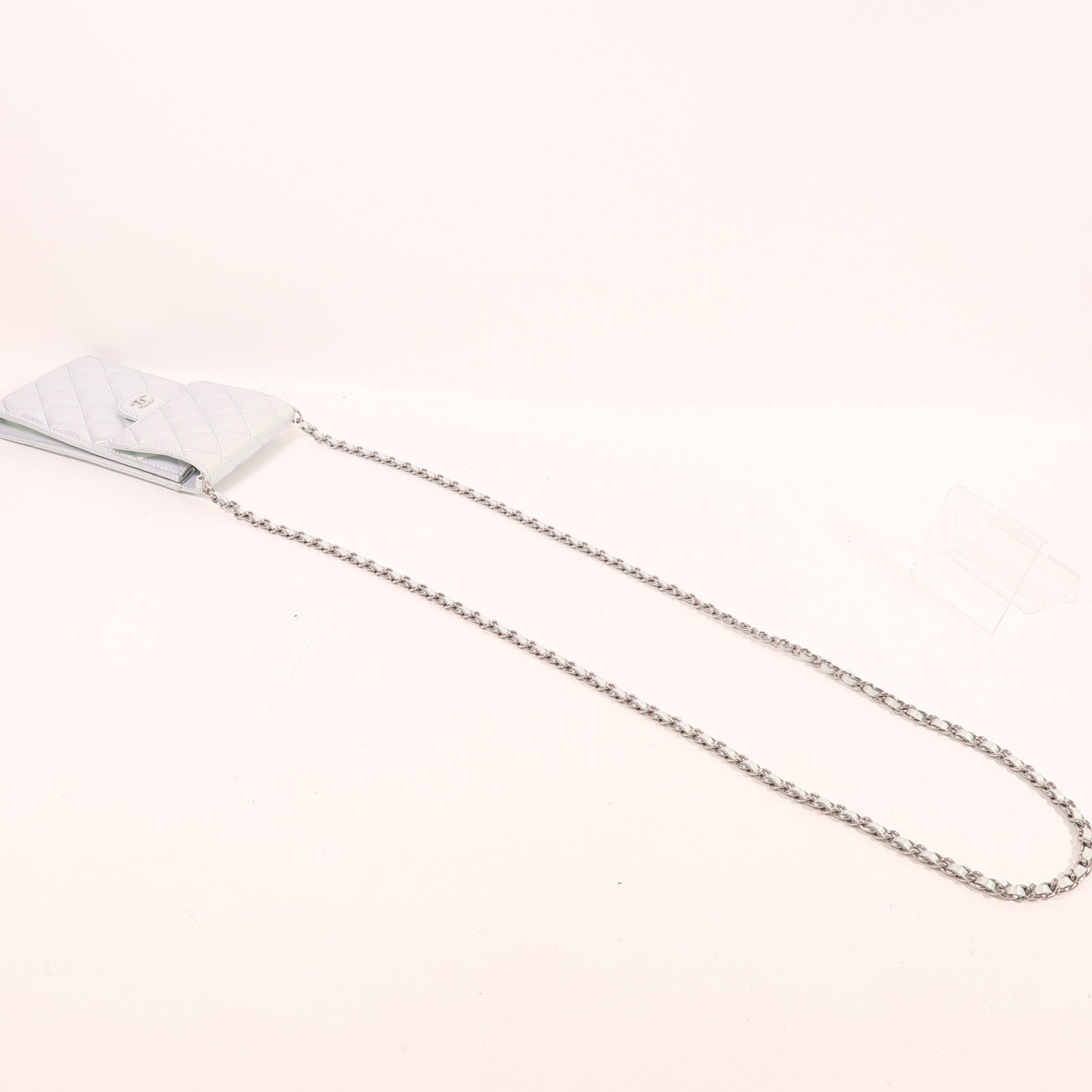 CHANEL 皮革Phone Holder銀扣鏈帶肩背袋